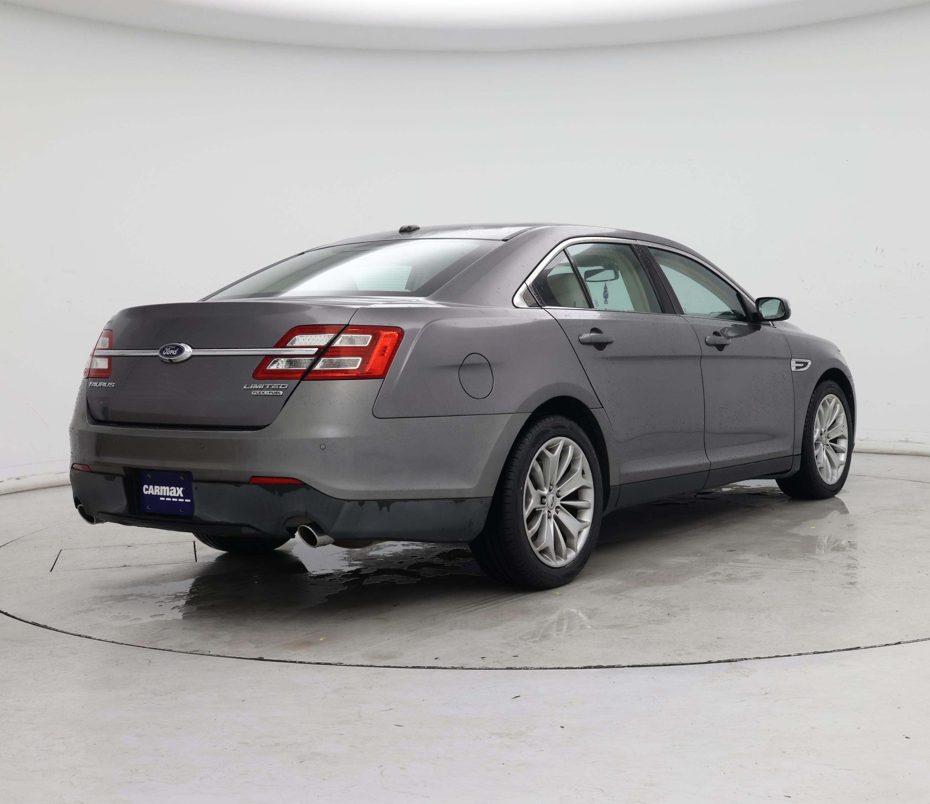 Thumbnail: 2013 Ford Taurus - 8