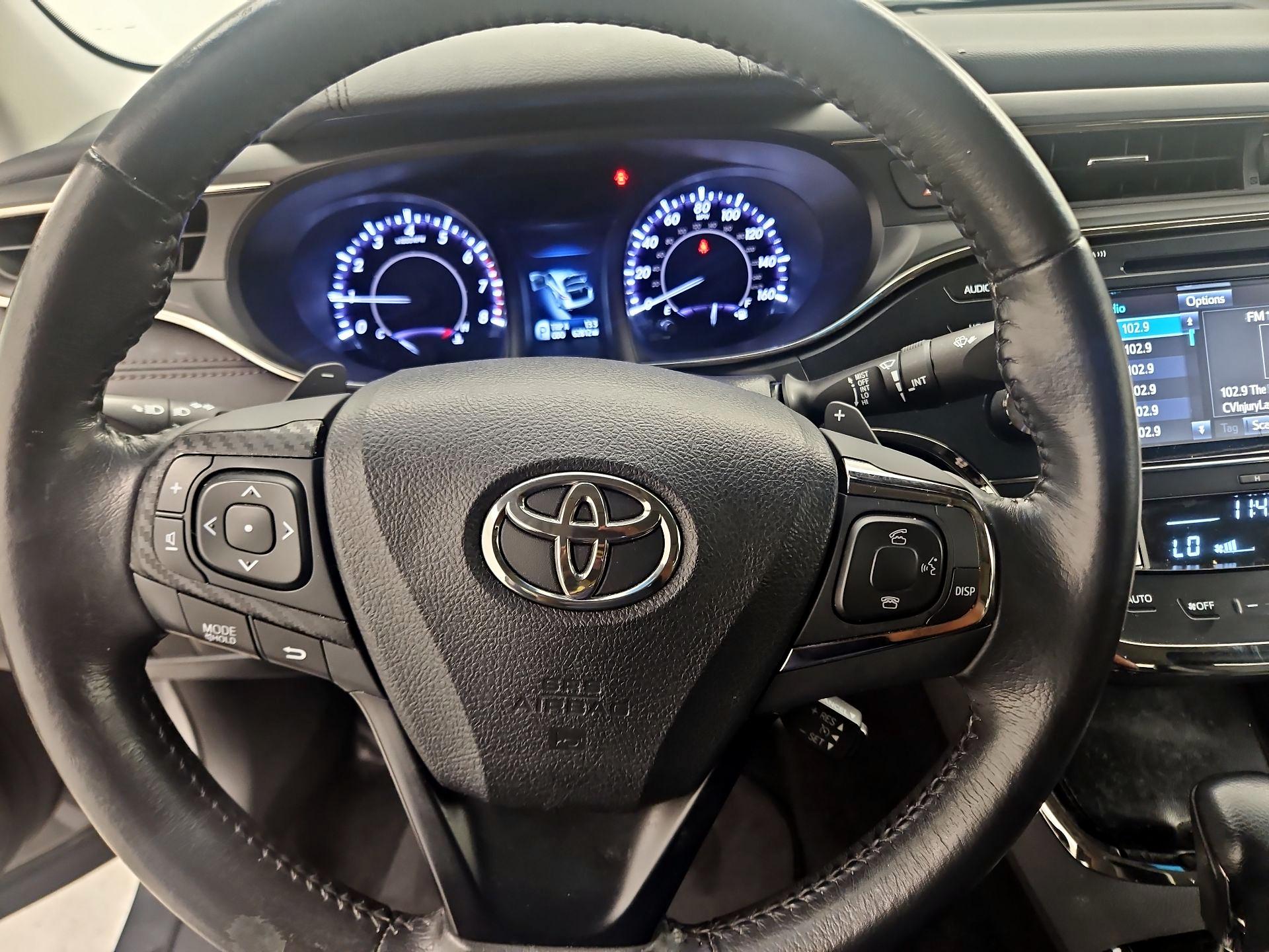 Thumbnail: 2016 Toyota Avalon - 10