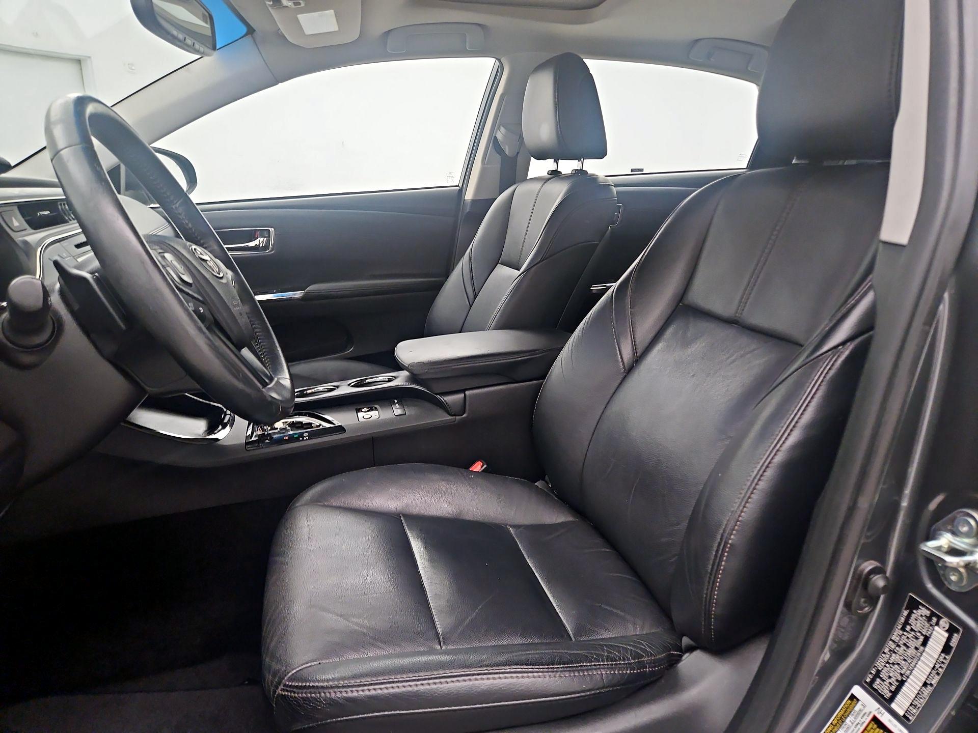 Thumbnail: 2016 Toyota Avalon - 11