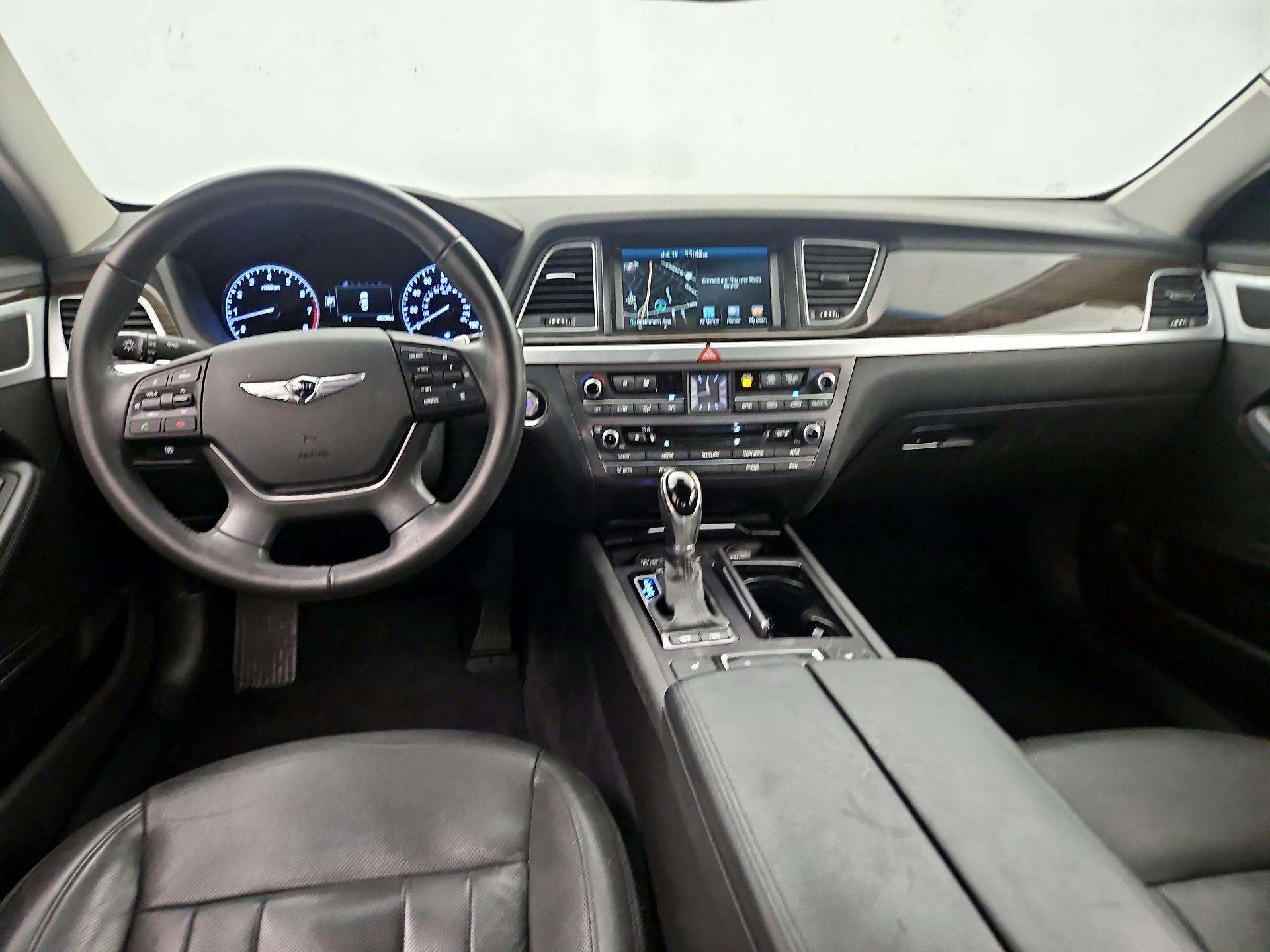 Thumbnail: 2017 Genesis G80 - 9