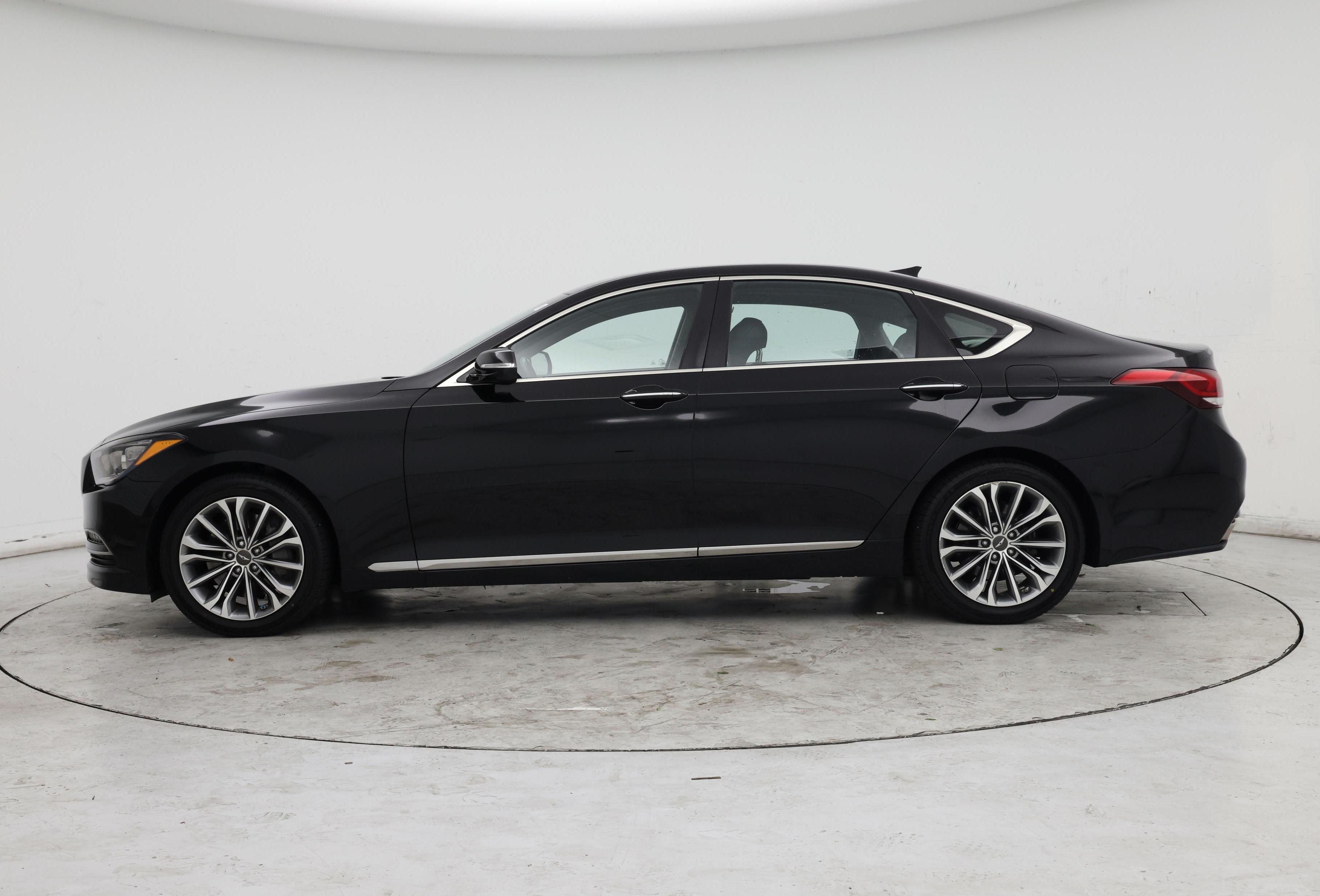Thumbnail: 2017 Genesis G80 - 3
