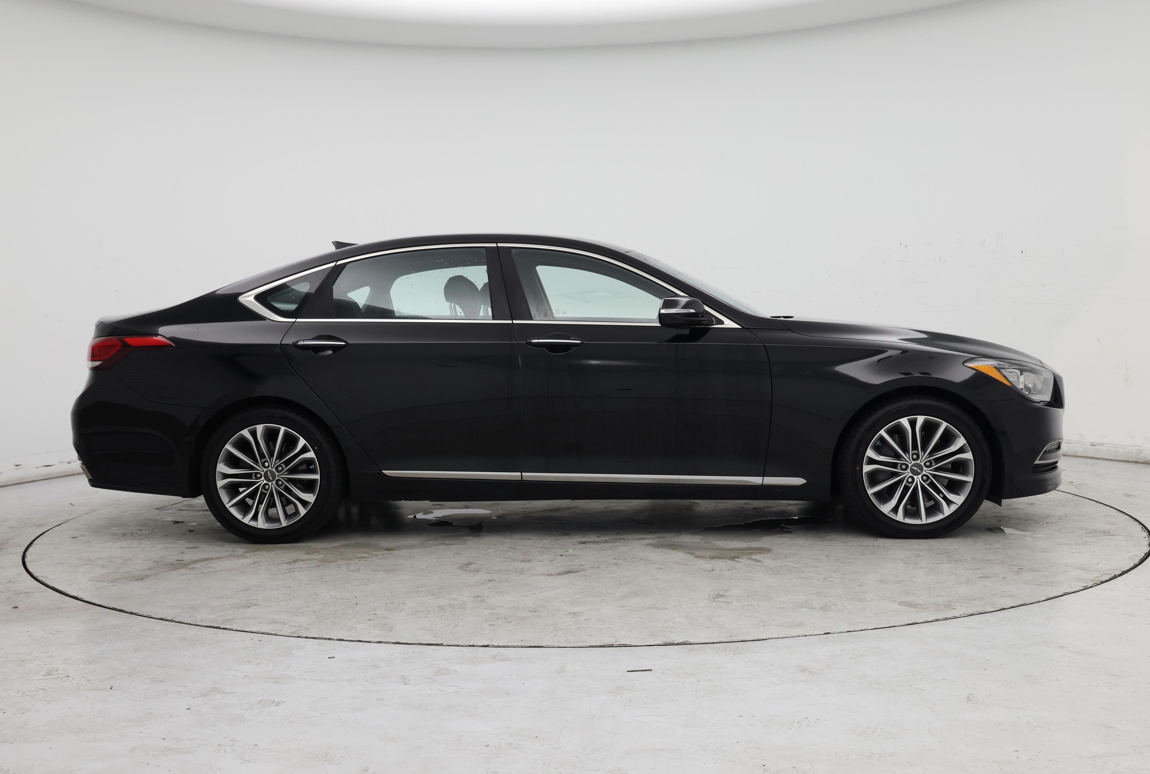 Thumbnail: 2017 Genesis G80 - 7