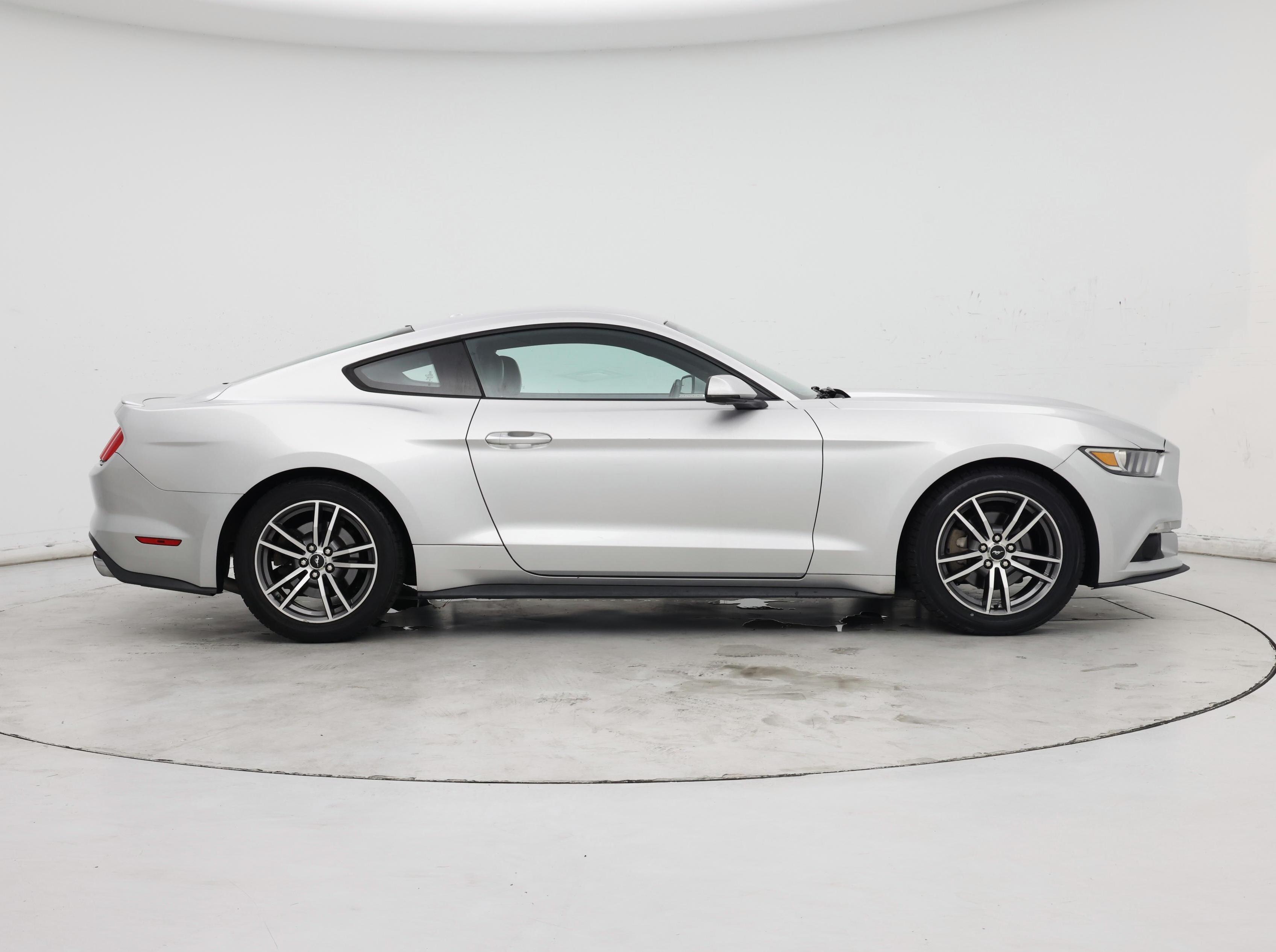 Thumbnail: 2017 Ford Mustang - 7