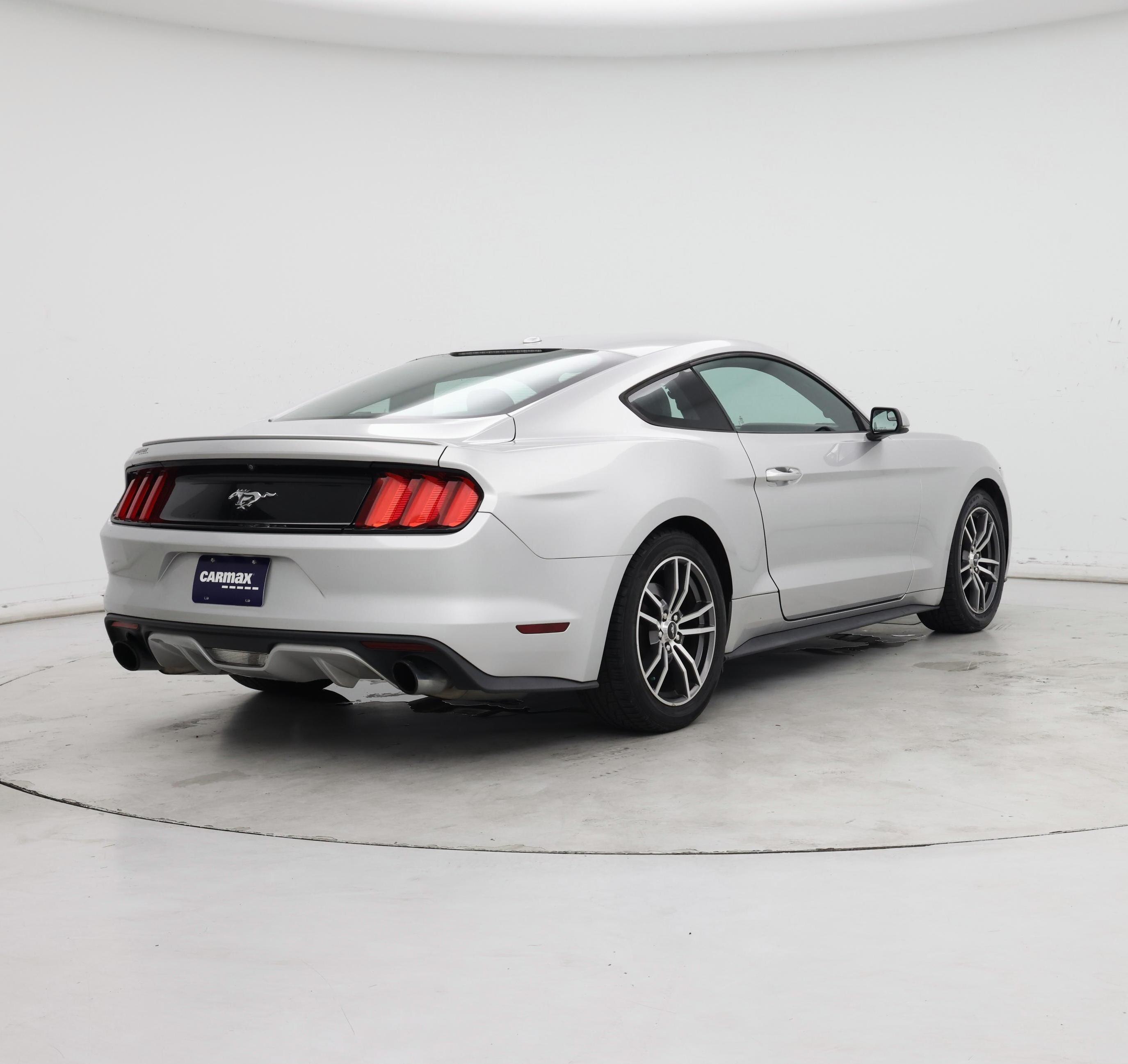 Thumbnail: 2017 Ford Mustang - 8