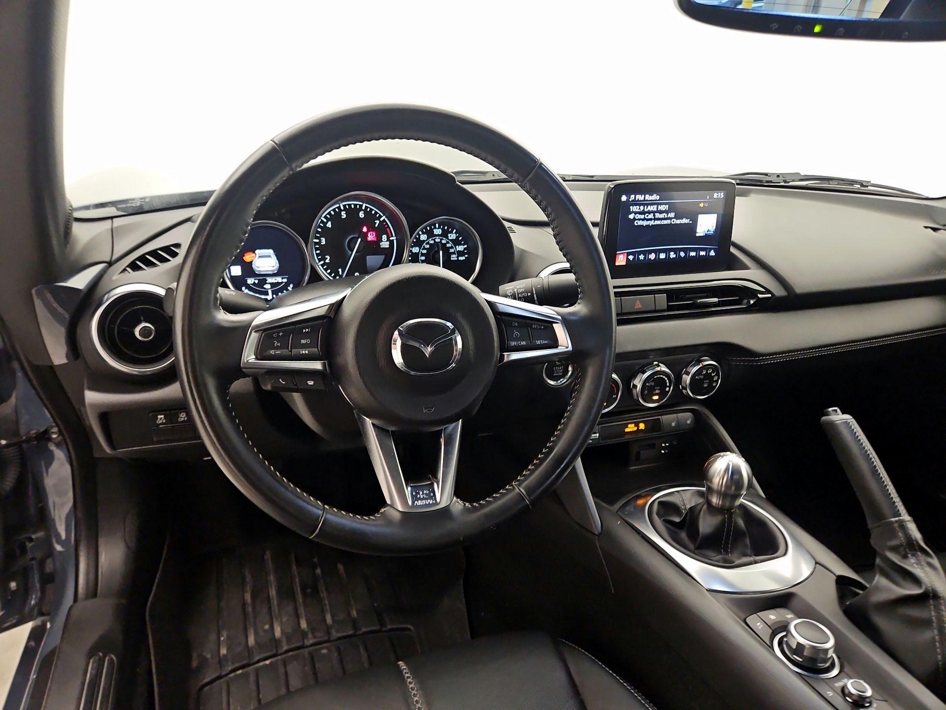 Thumbnail: 2021 Mazda MX-5 Miata - 10