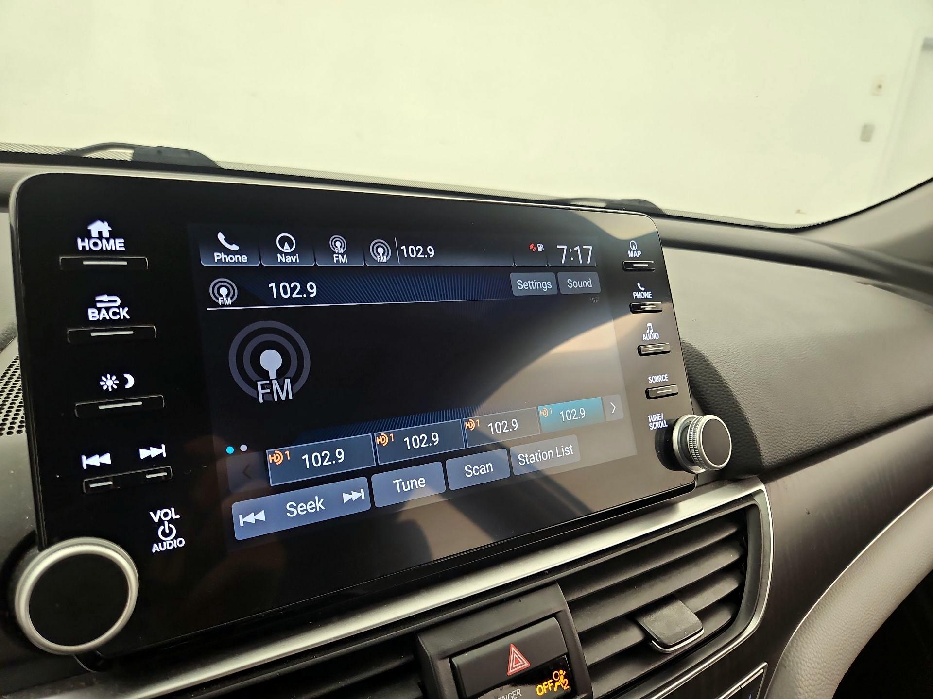 Thumbnail: 2018 Honda Accord - 15