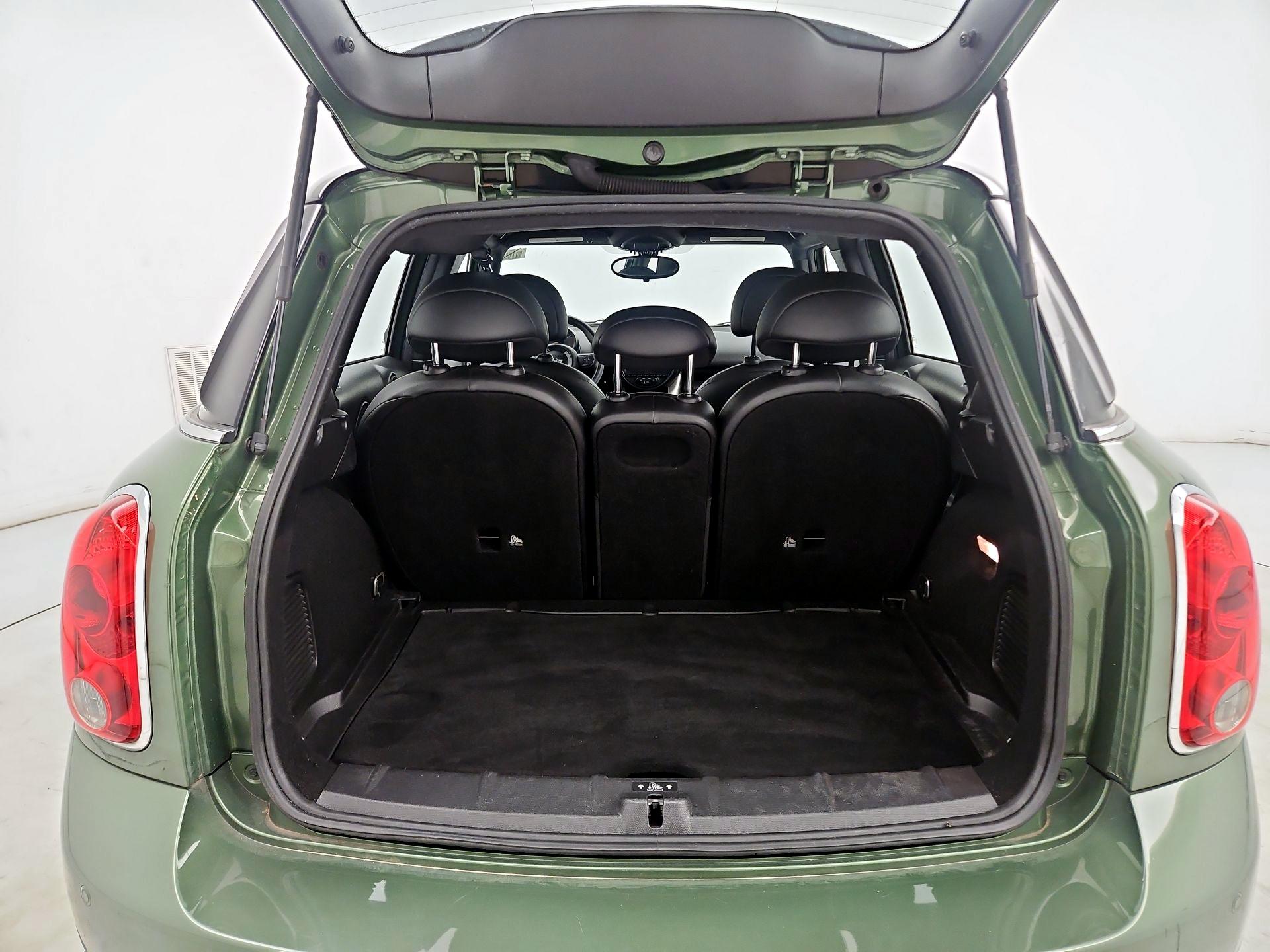 Thumbnail: 2016 MINI Cooper Countryman - 18