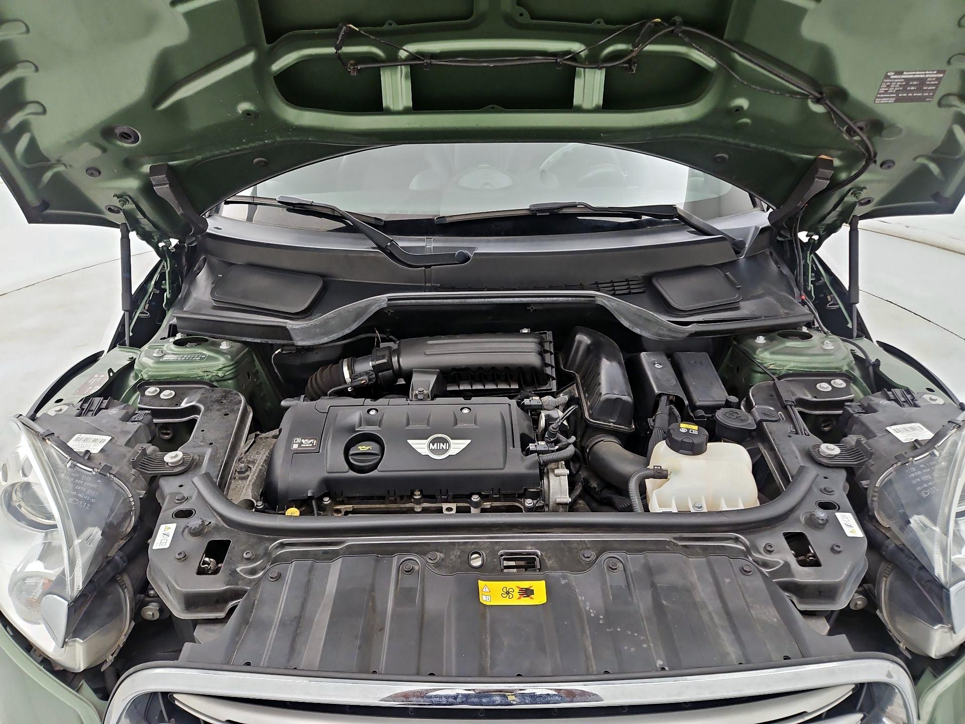 Thumbnail: 2016 MINI Cooper Countryman - 19