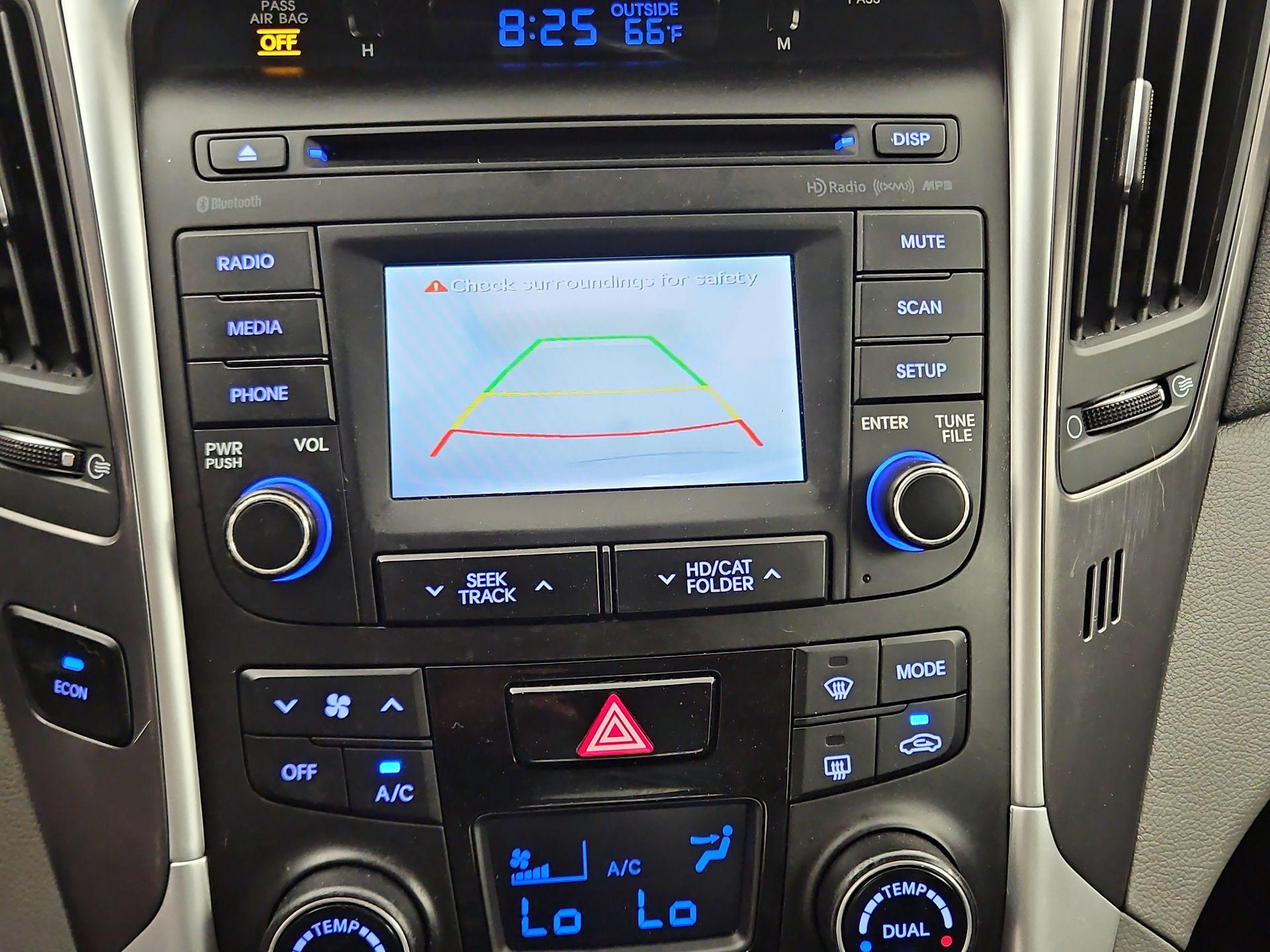 Thumbnail: 2015 Hyundai Sonata - 14