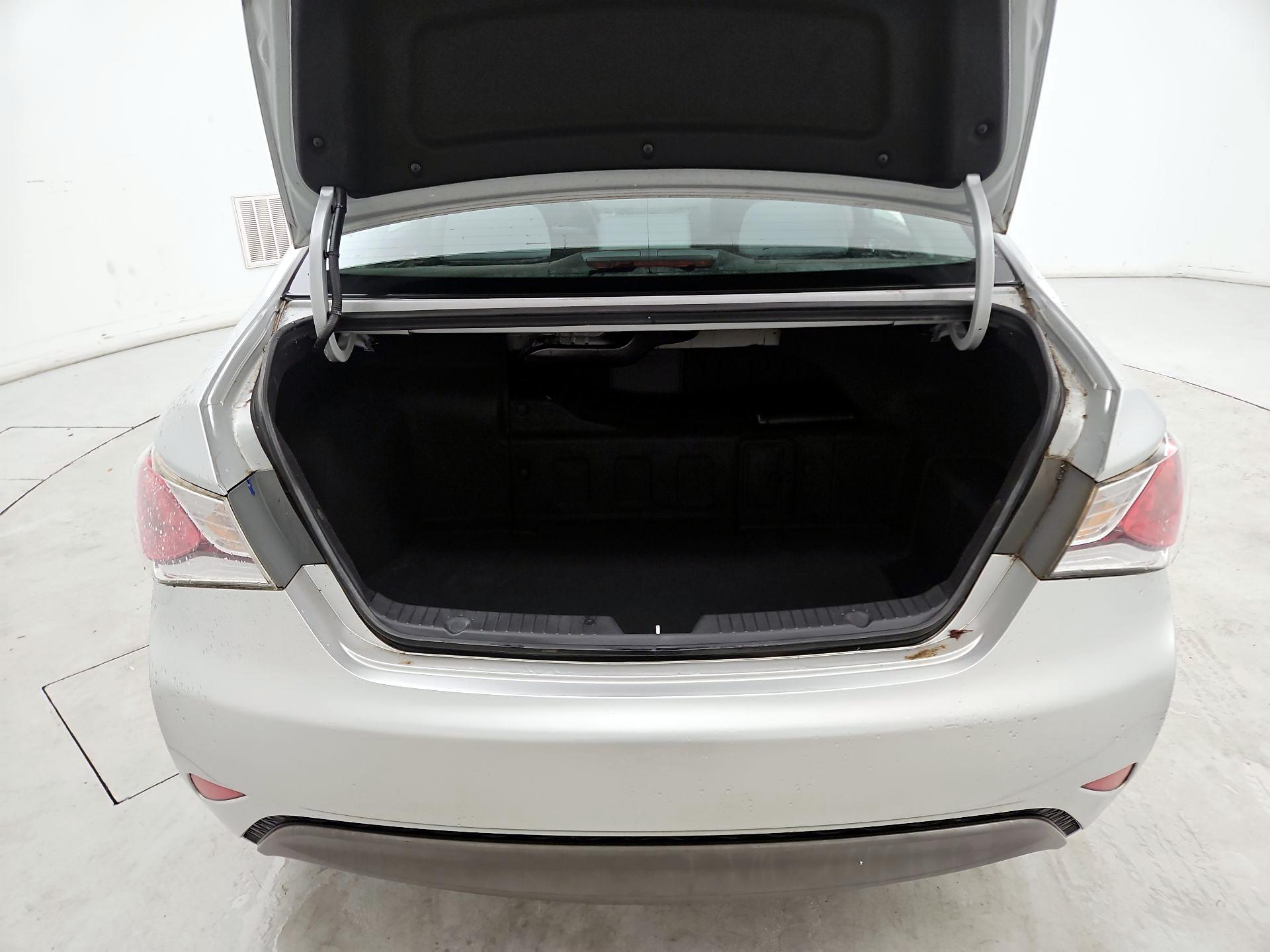 Thumbnail: 2015 Hyundai Sonata - 20