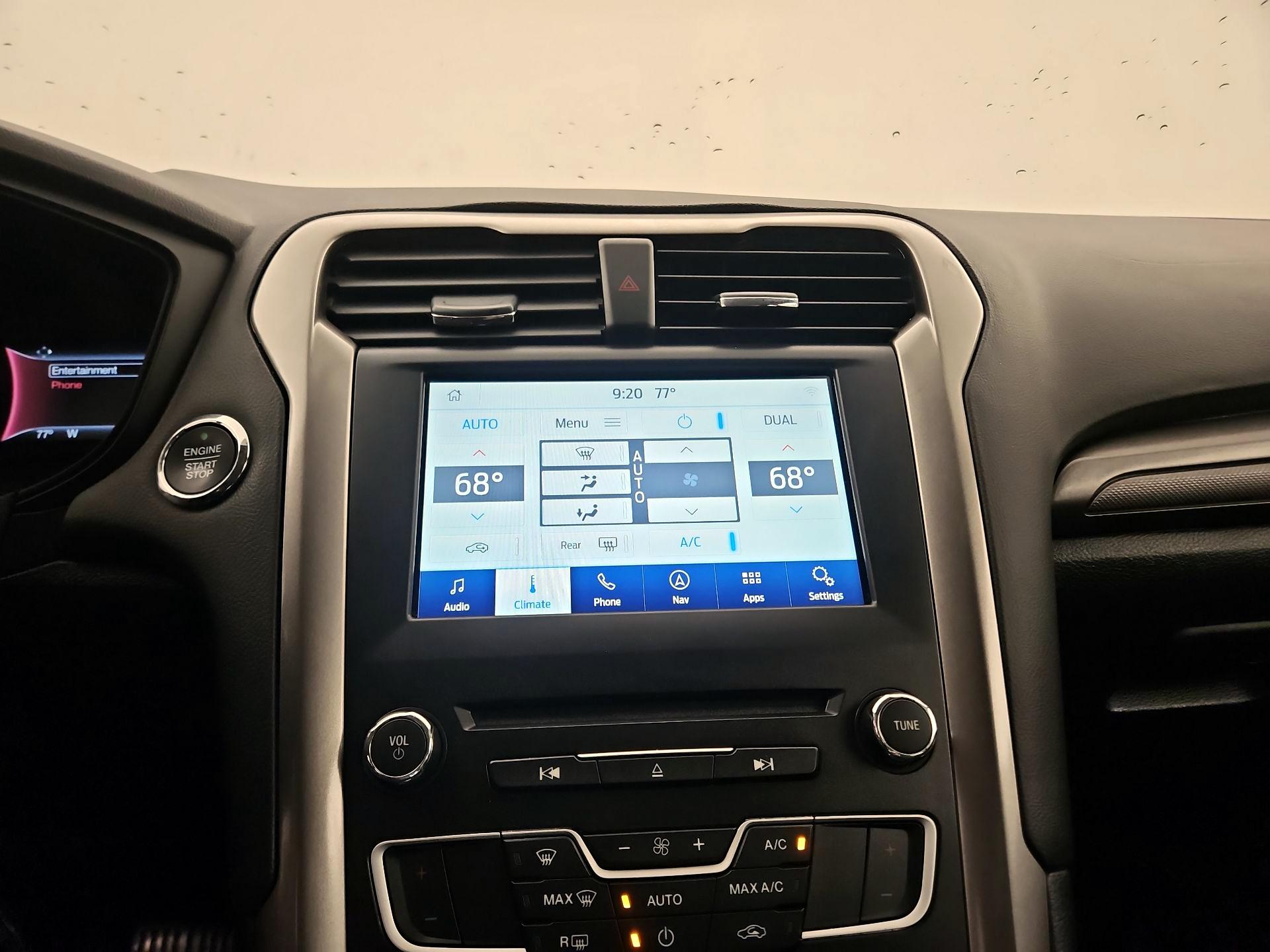 Thumbnail: 2018 Ford Fusion - 16
