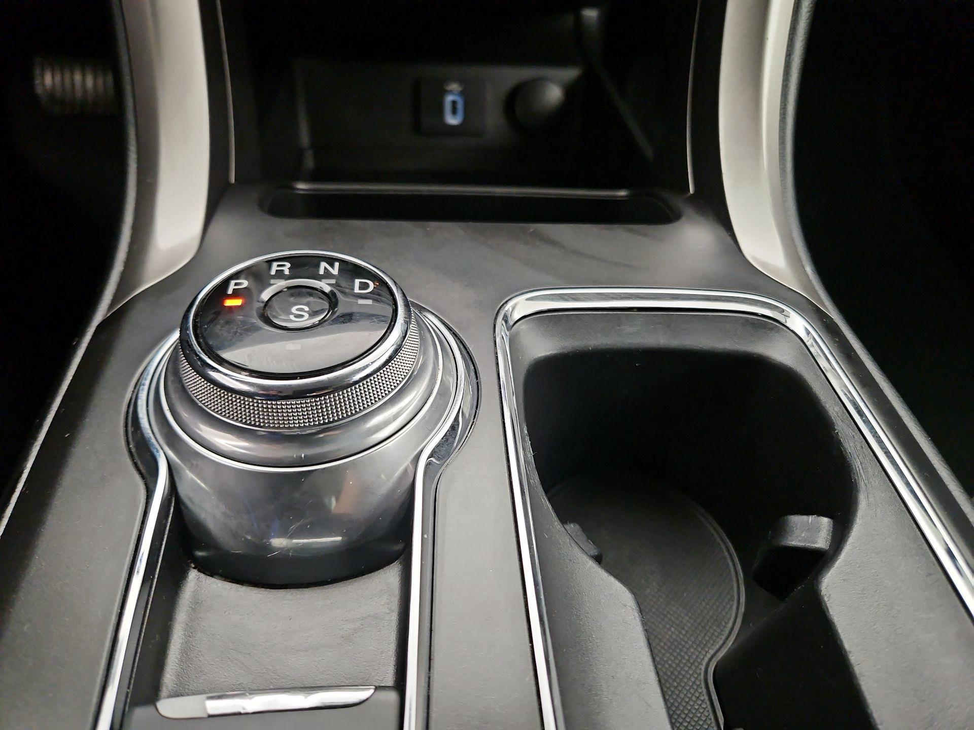 Thumbnail: 2018 Ford Fusion - 18
