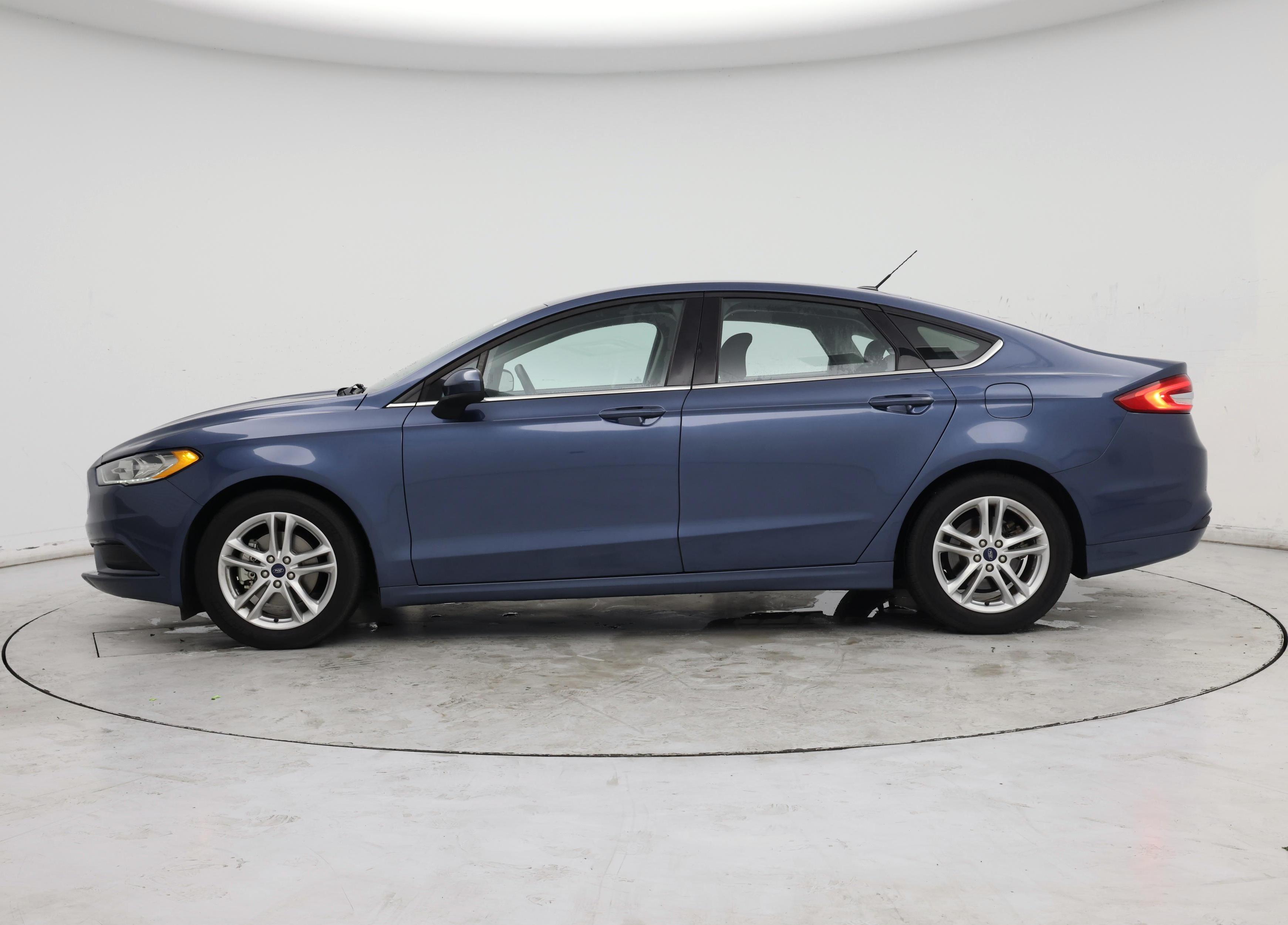 Thumbnail: 2018 Ford Fusion - 3