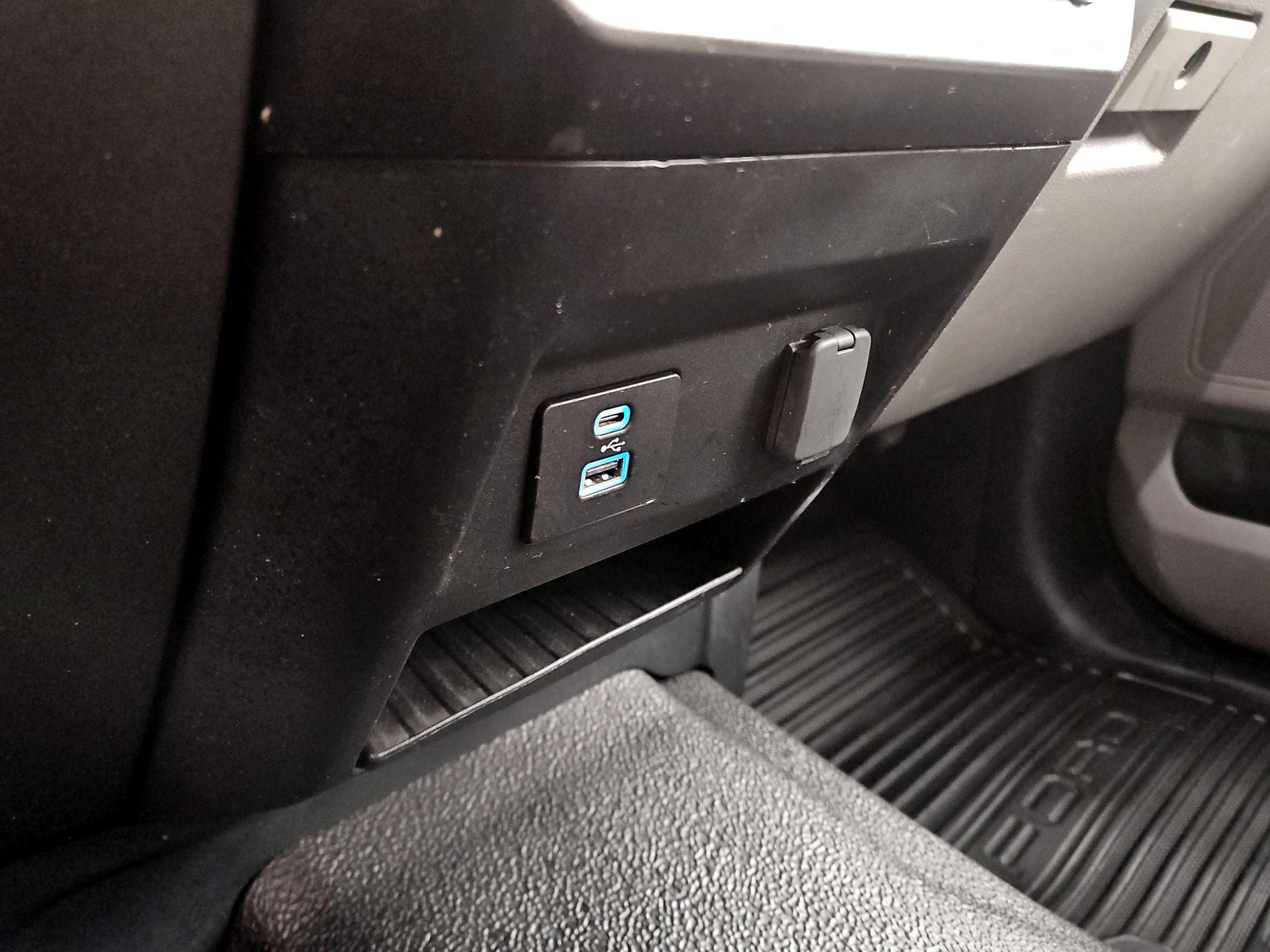 Thumbnail: 2022 Ford F-350 - 18