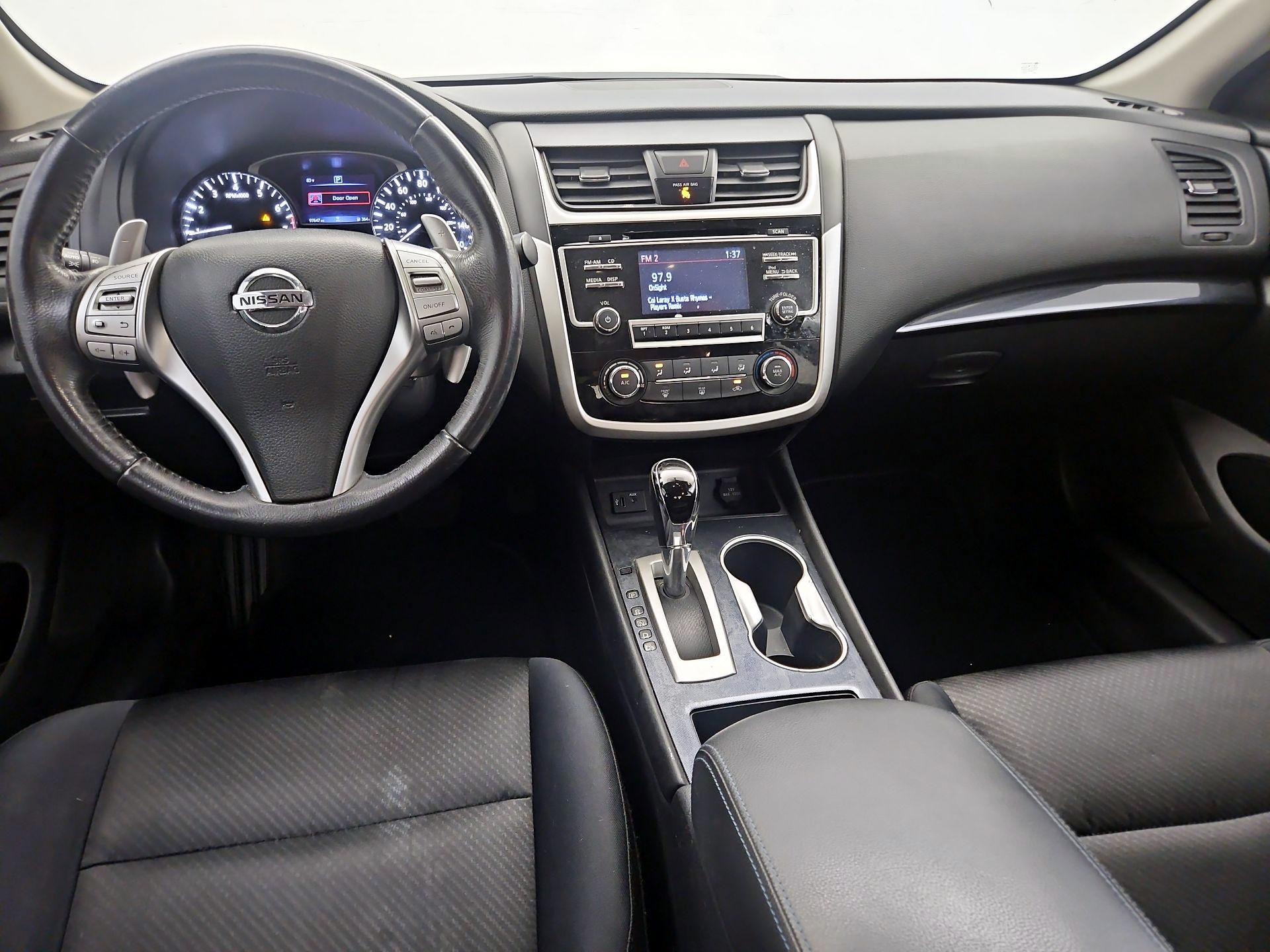 Thumbnail: 2018 Nissan Altima - 9