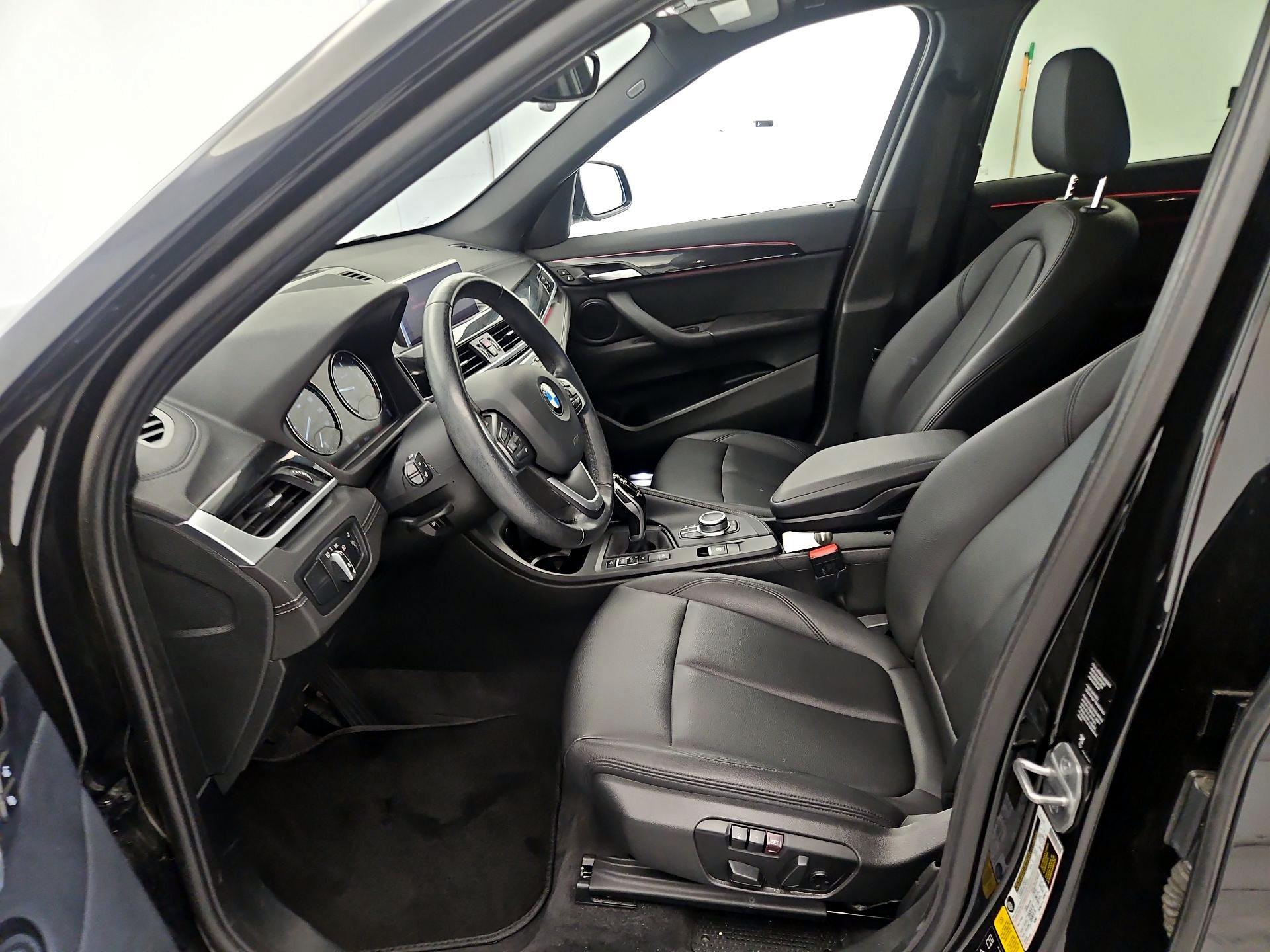 Thumbnail: 2021 BMW X1 - 11
