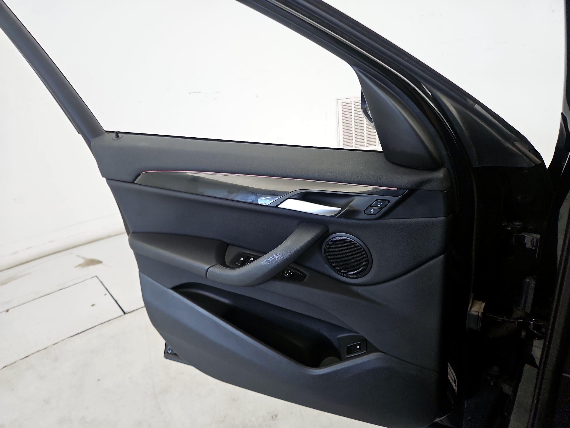 Thumbnail: 2021 BMW X1 - 12