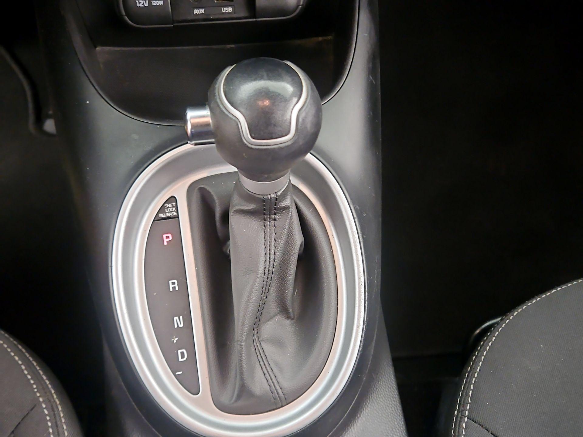 Thumbnail: 2014 Kia Soul - 16