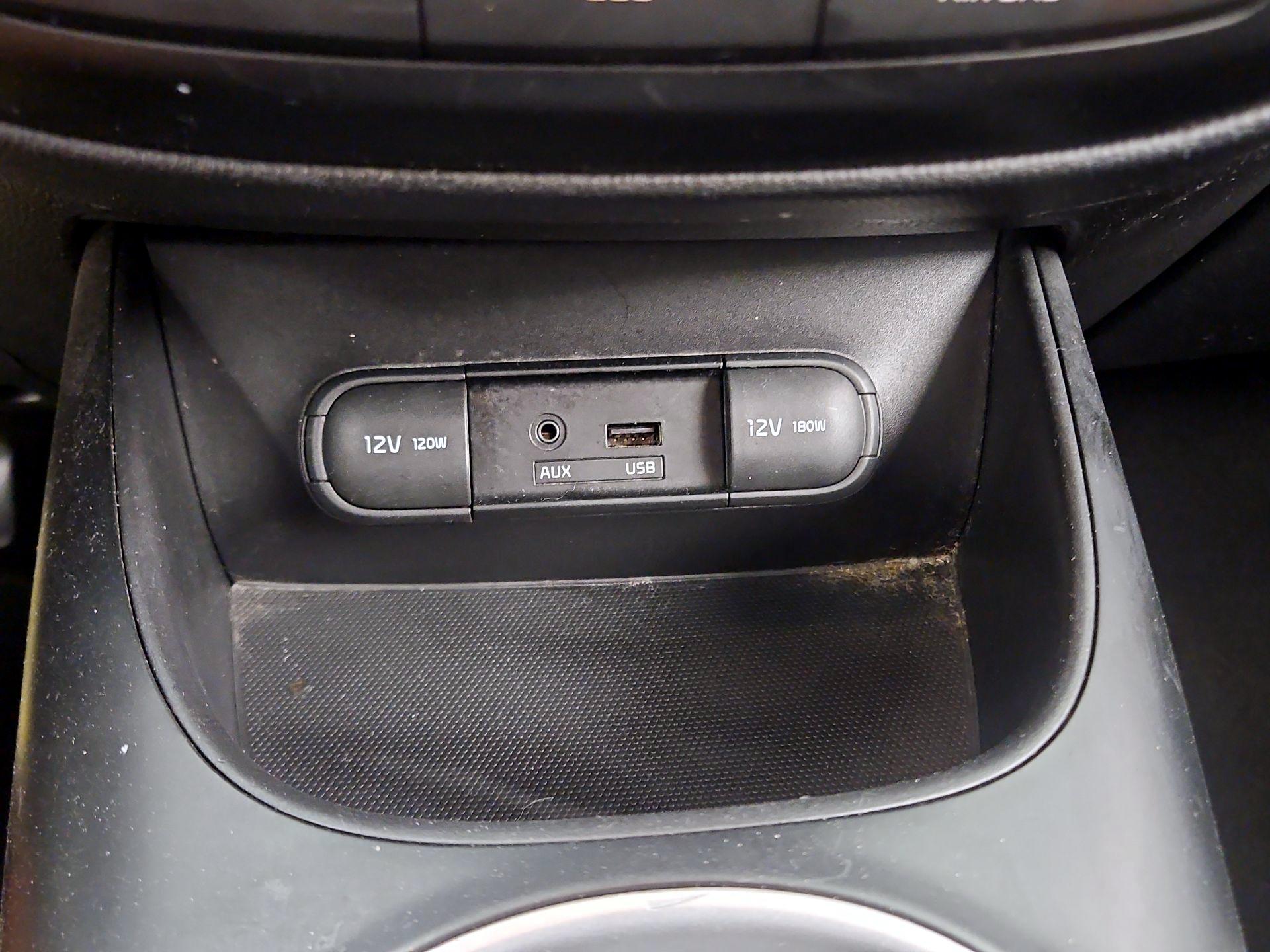 Thumbnail: 2014 Kia Soul - 17