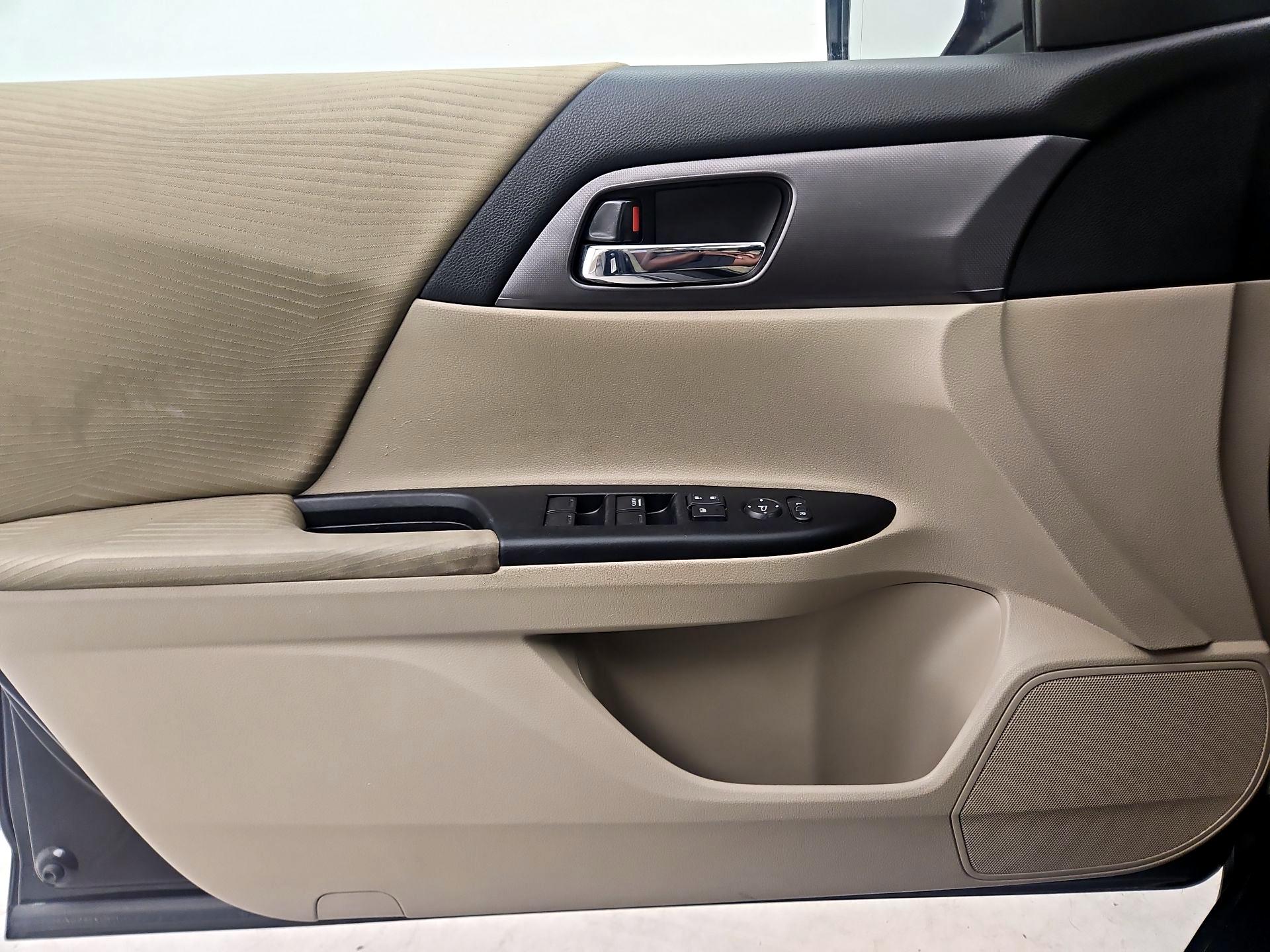 Thumbnail: 2014 Honda Accord - 12
