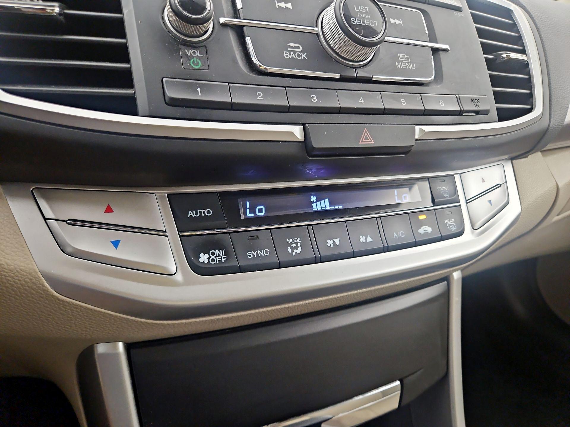 Thumbnail: 2014 Honda Accord - 16
