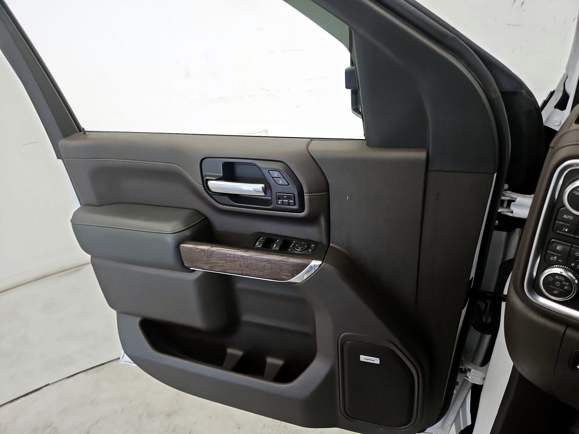Thumbnail: 2023 GMC Sierra 3500 - 12