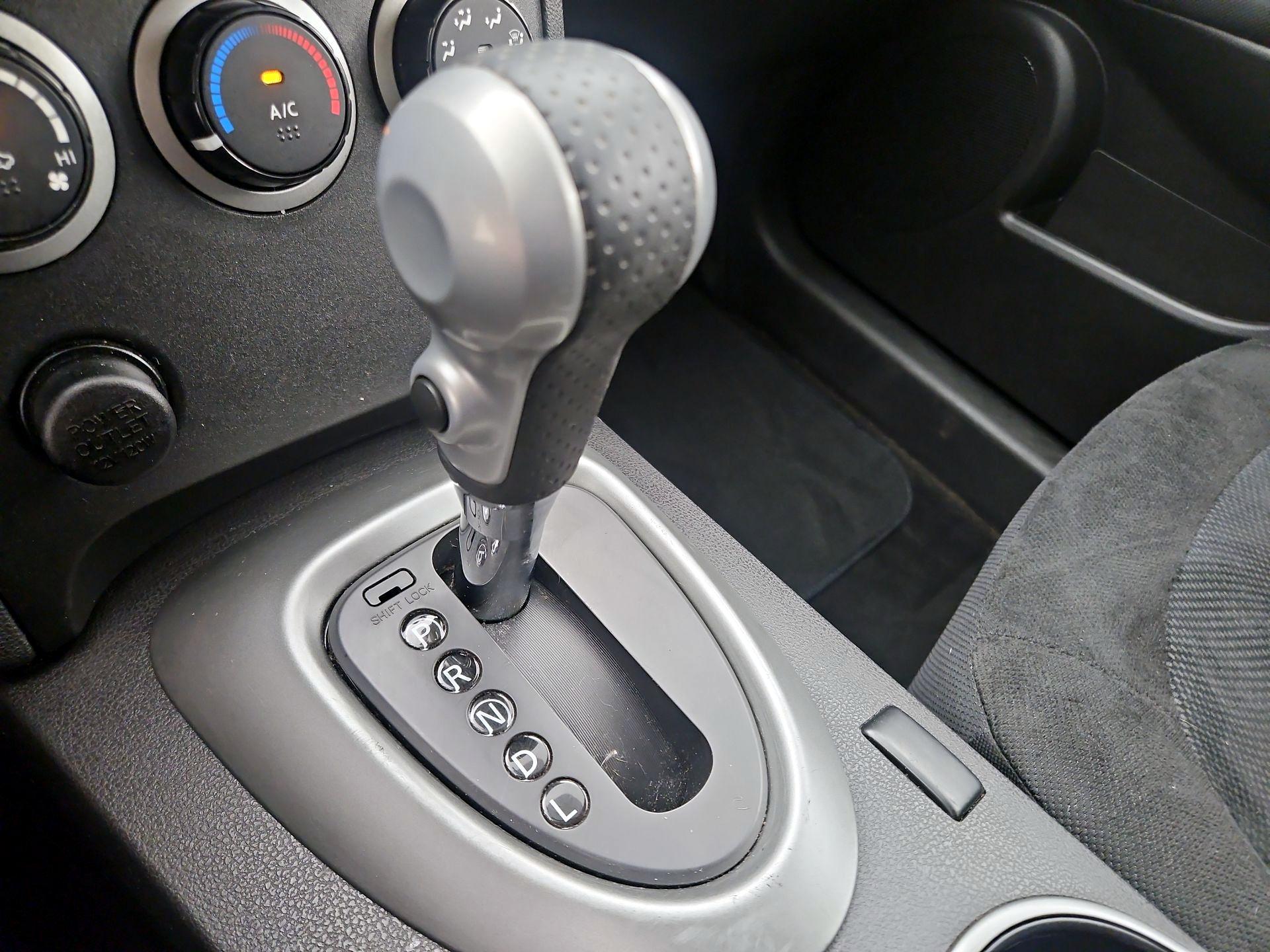 Thumbnail: 2015 Nissan Rogue - 17
