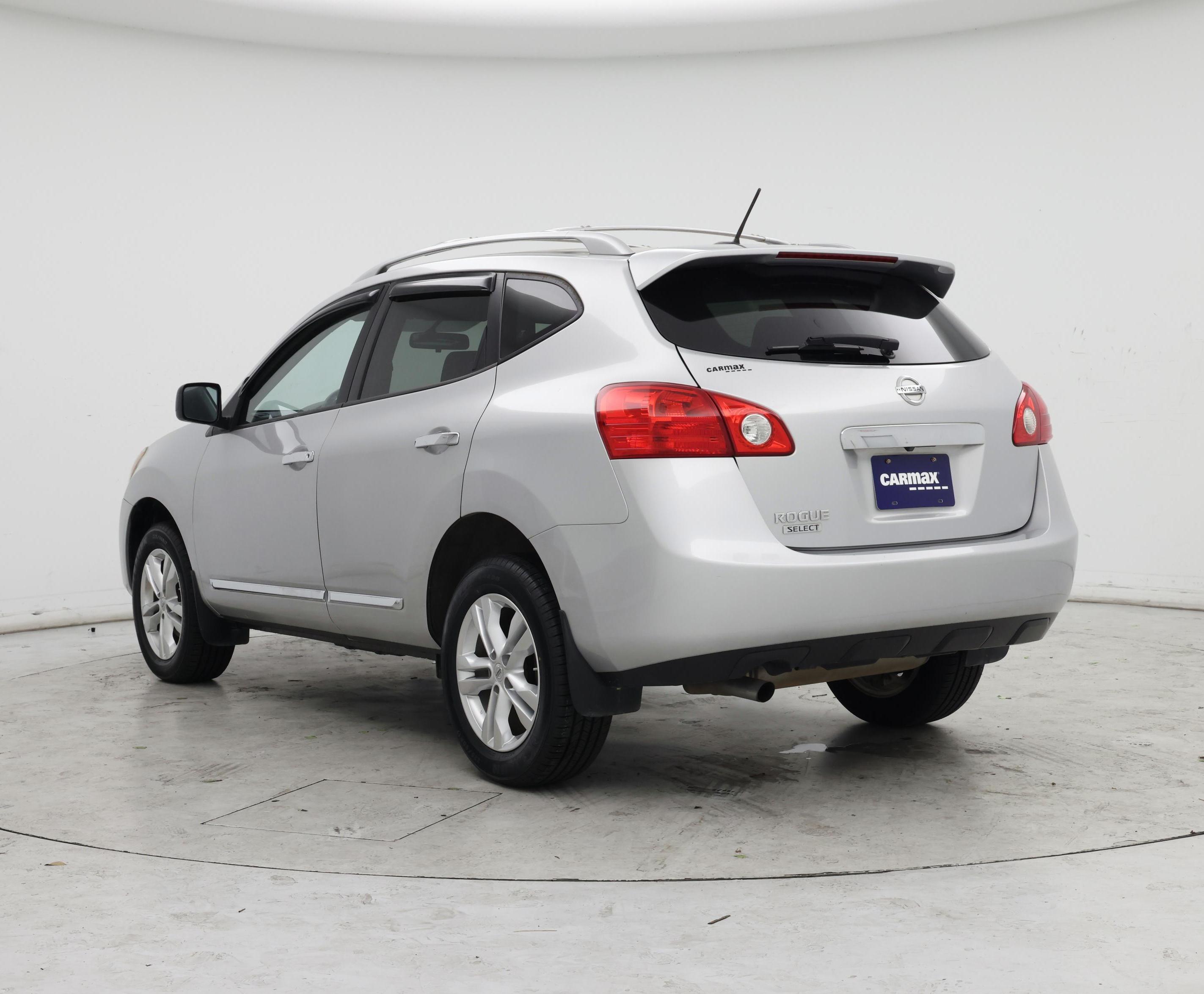 Thumbnail: 2015 Nissan Rogue - 2