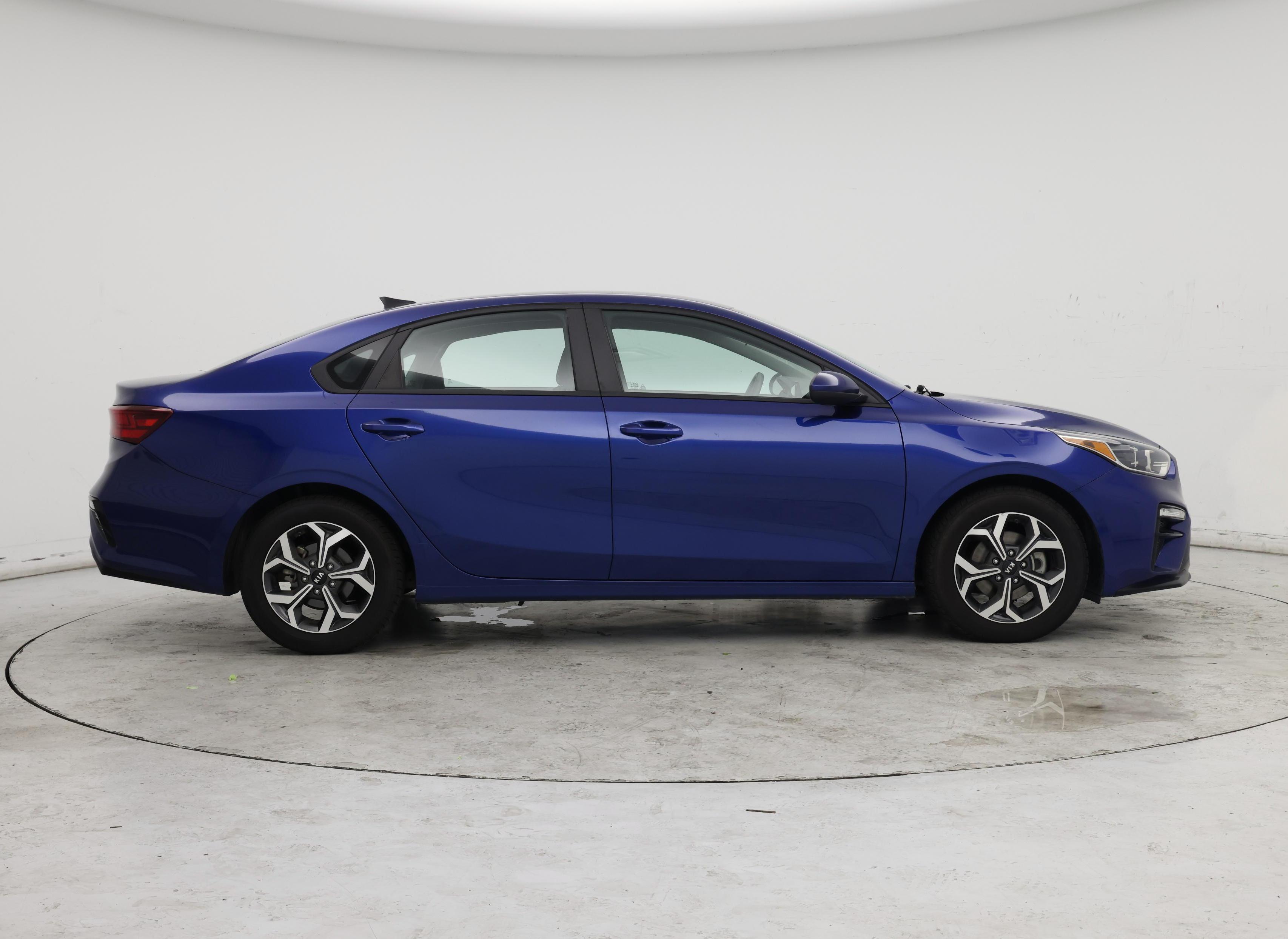 Thumbnail: 2020 Kia Forte - 7