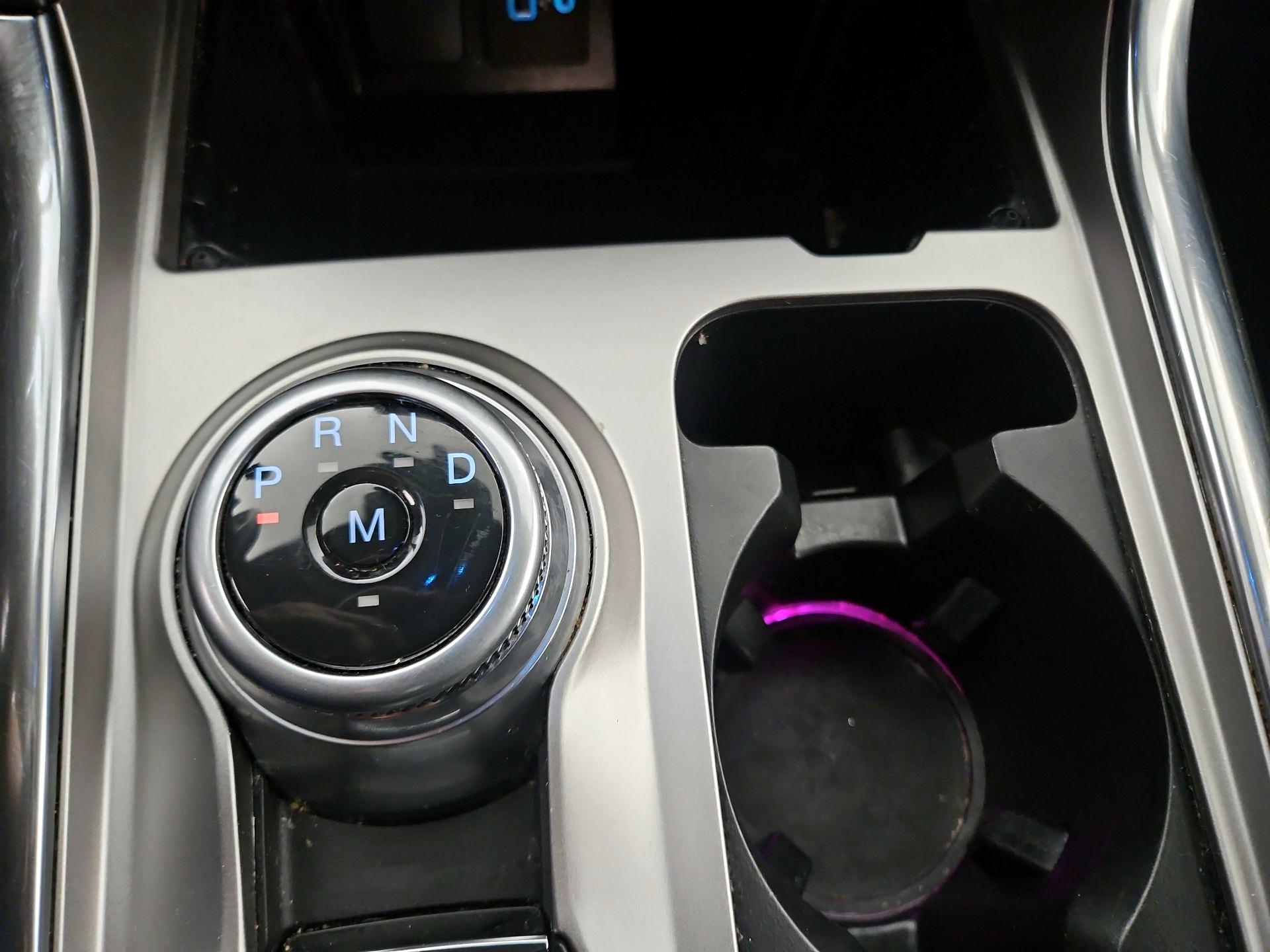 Thumbnail: 2020 Ford Explorer - 18