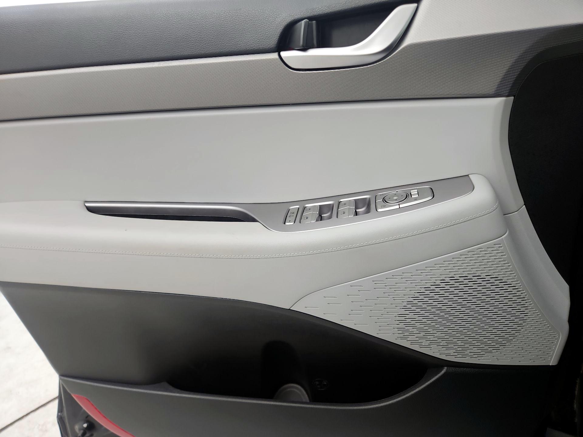 Thumbnail: 2021 Hyundai Palisade - 12