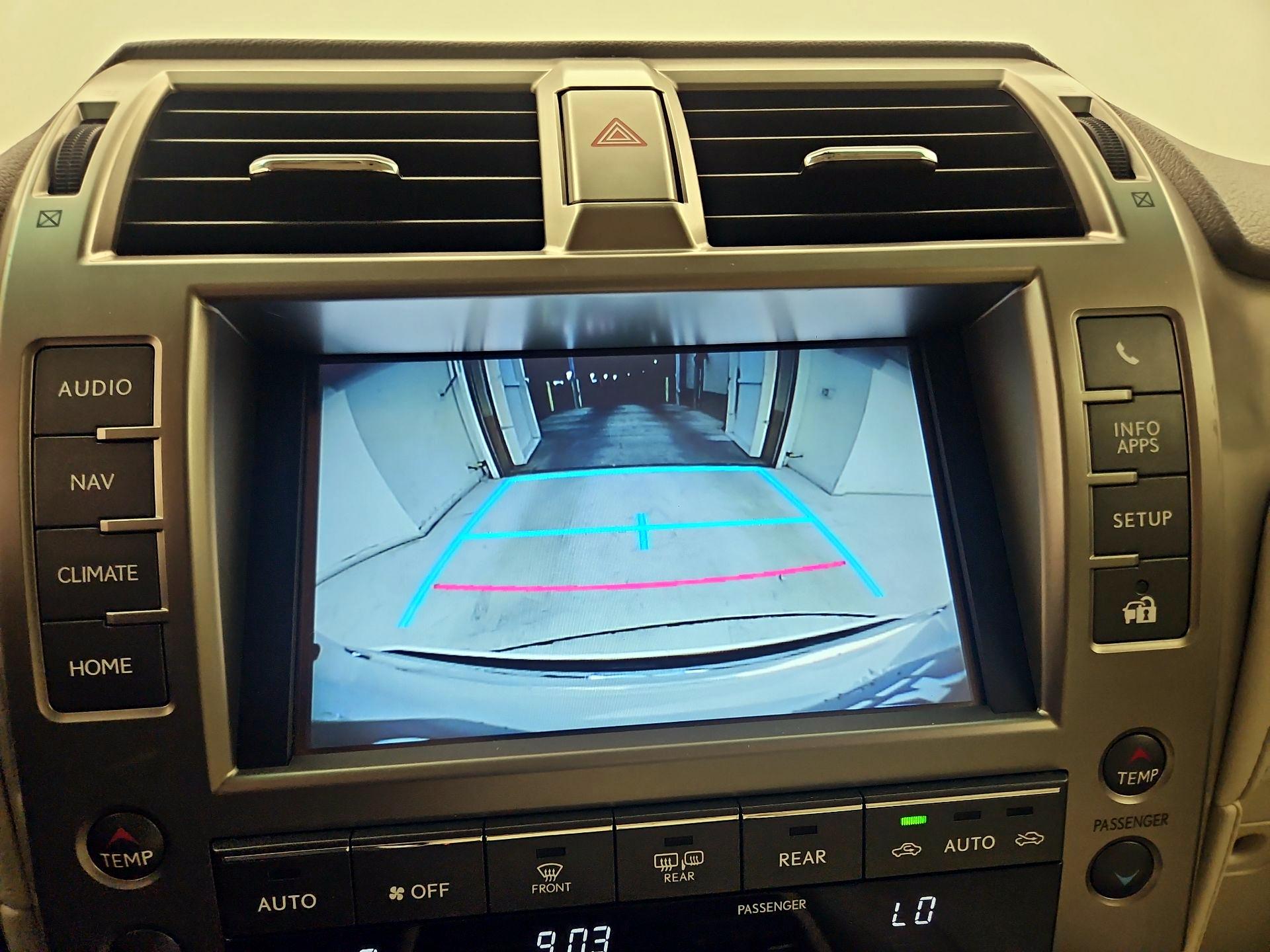 Thumbnail: 2016 Lexus GX - 15