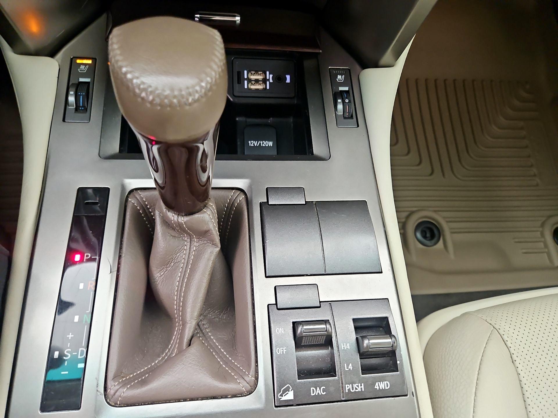 Thumbnail: 2016 Lexus GX - 18
