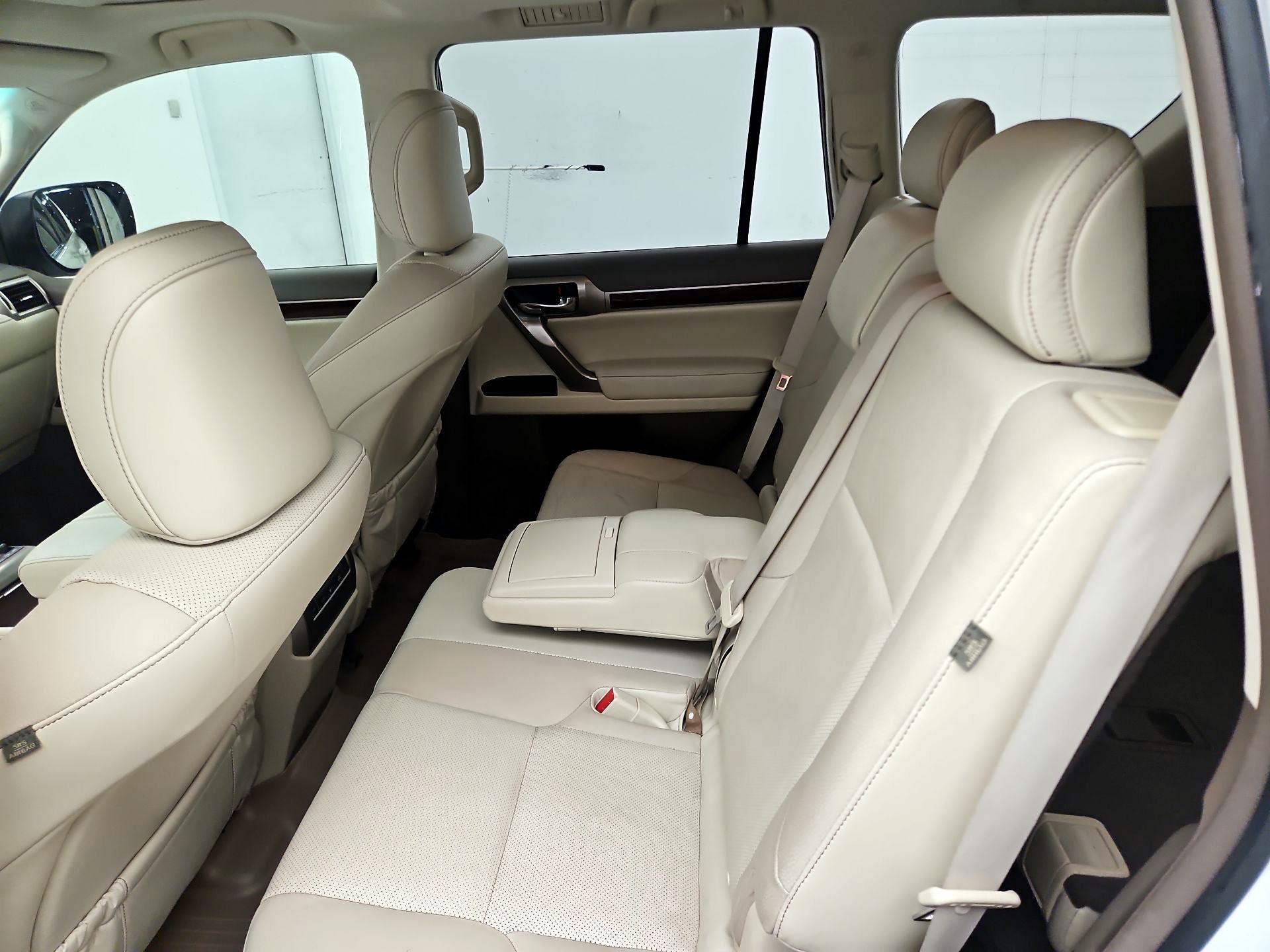 Thumbnail: 2016 Lexus GX - 20