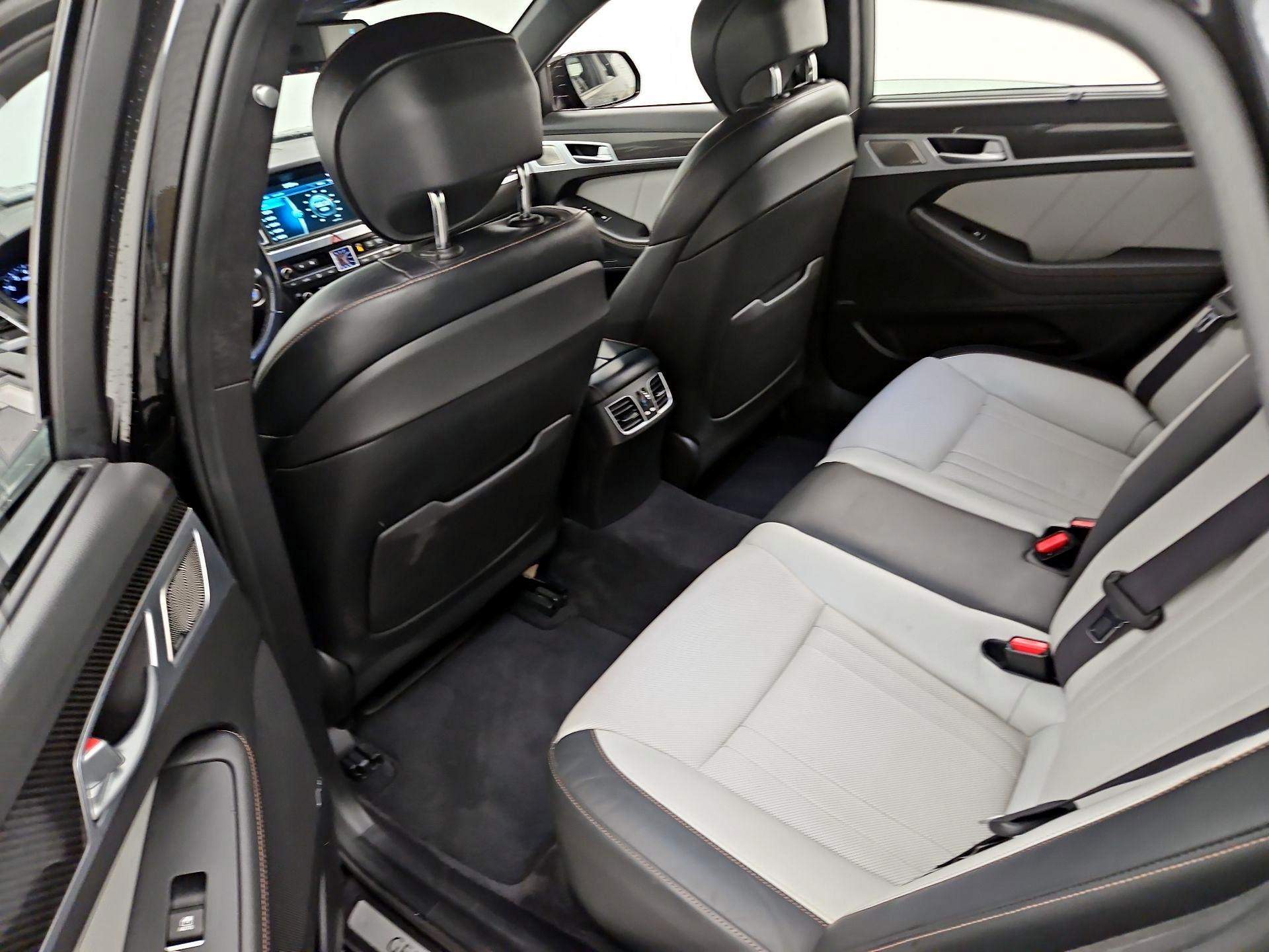Thumbnail: 2019 Genesis G80 - 19