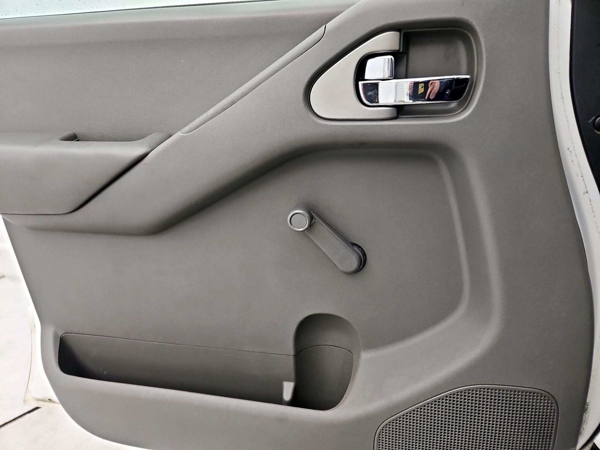 Thumbnail: 2014 Nissan Frontier - 12