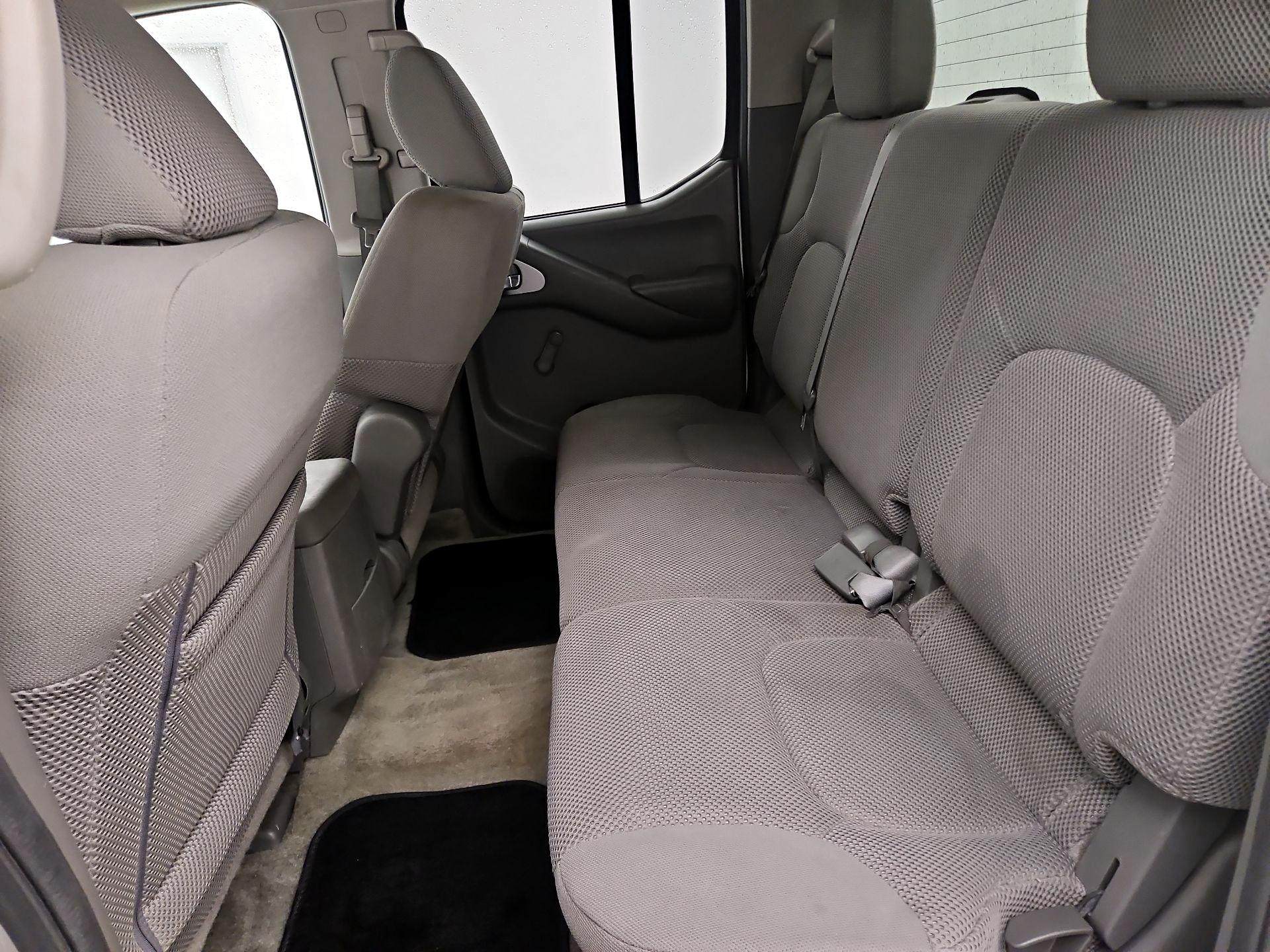 Thumbnail: 2014 Nissan Frontier - 18