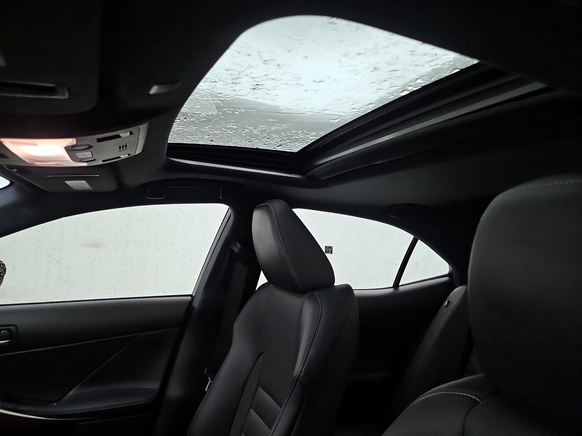 Thumbnail: 2019 Lexus IS - 20