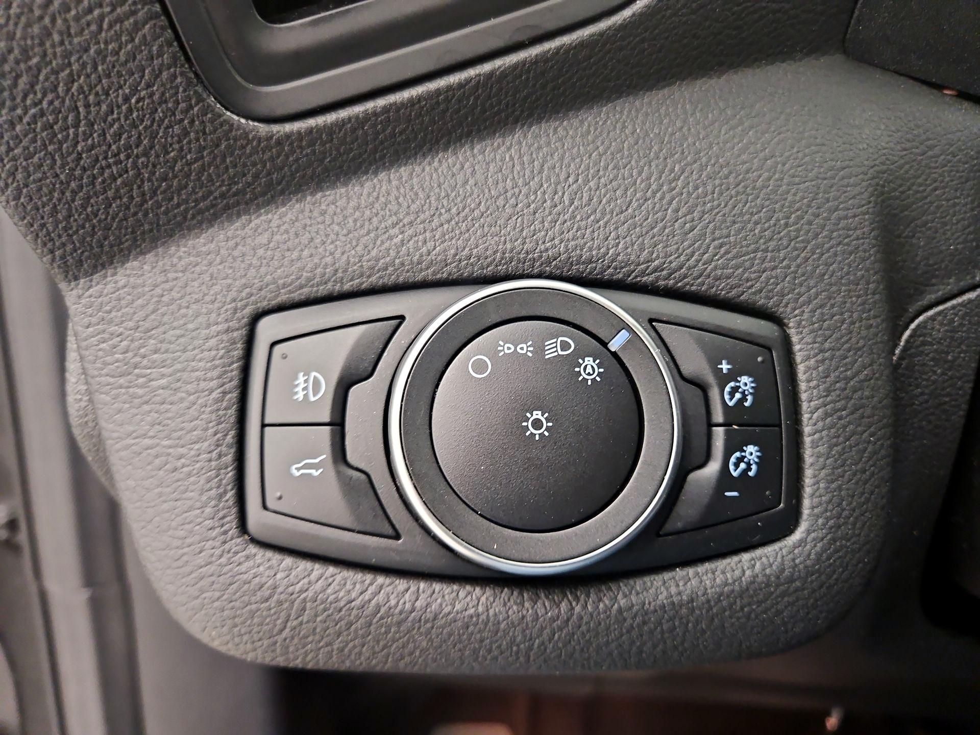 Thumbnail: 2018 Ford Escape - 13