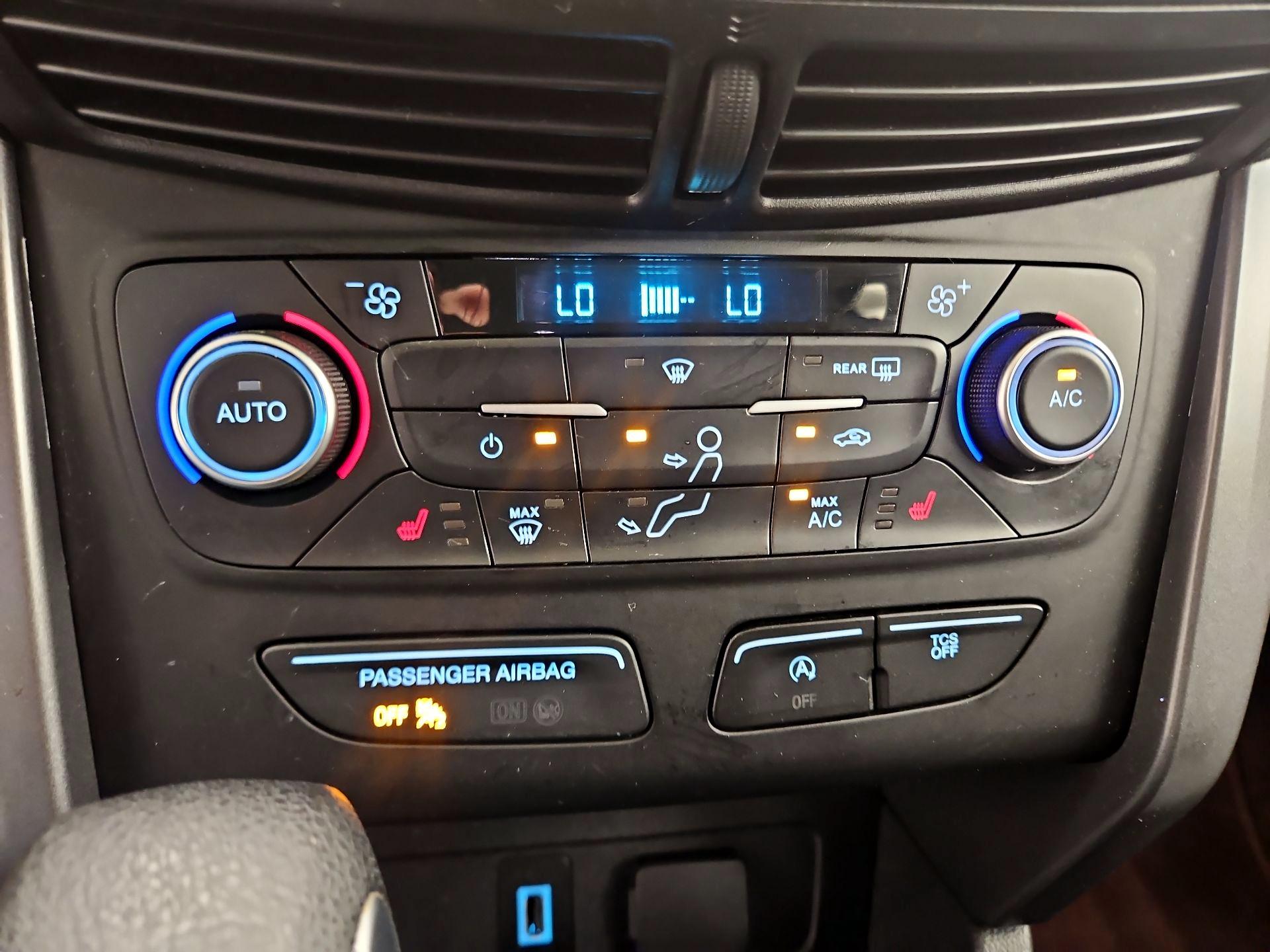 Thumbnail: 2018 Ford Escape - 16