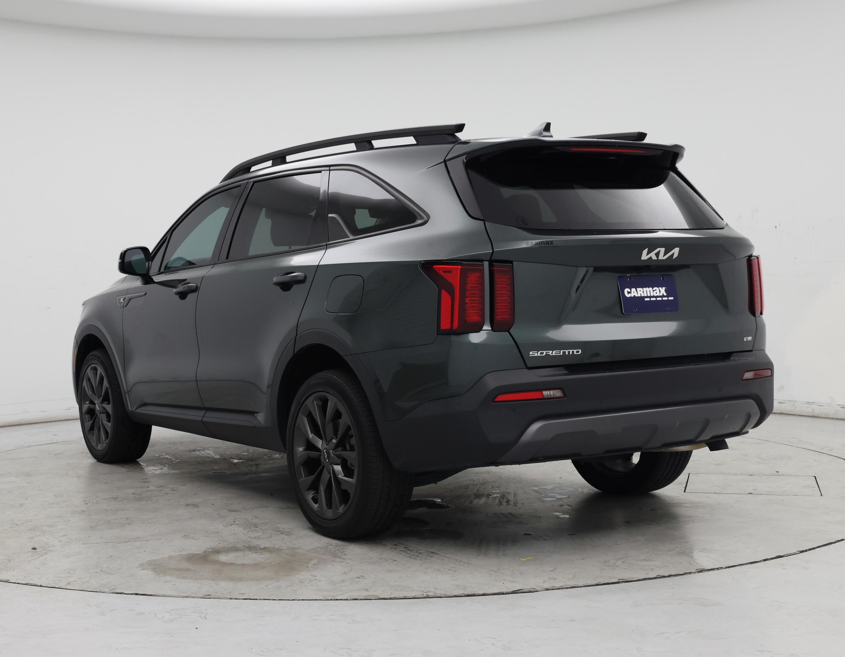 Thumbnail: 2023 Kia Sorento - 2