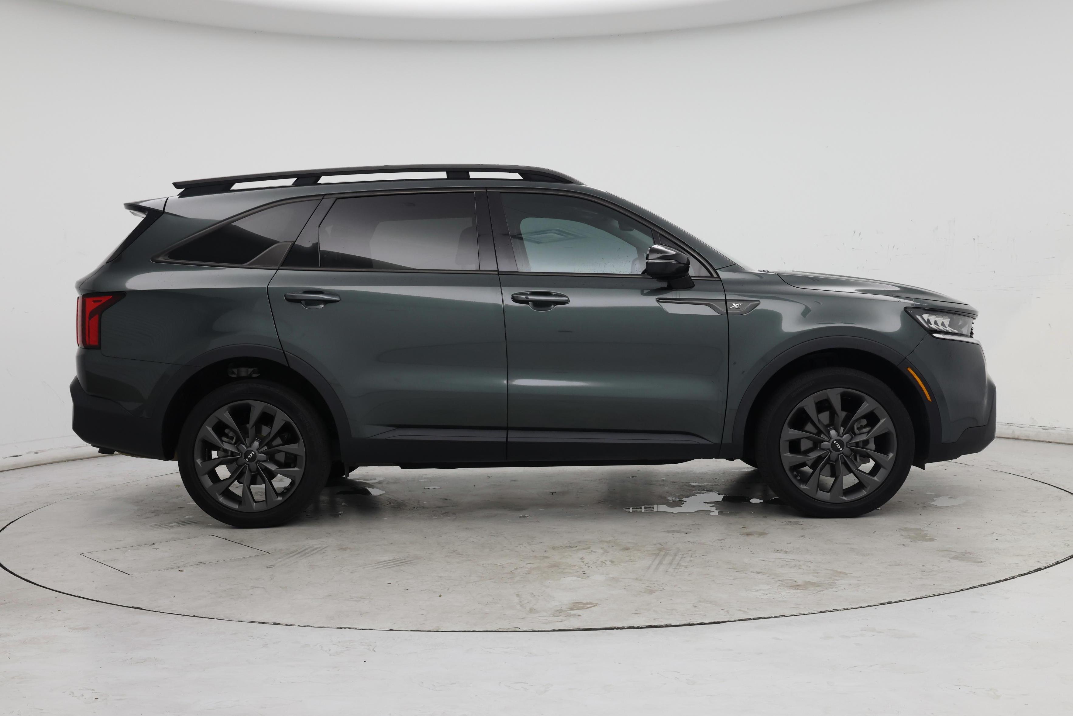 Thumbnail: 2023 Kia Sorento - 7