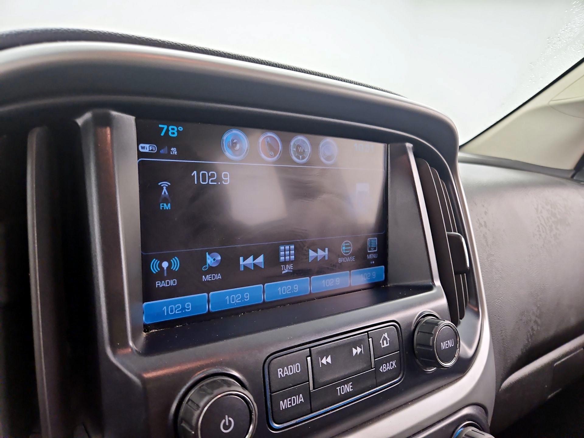 Thumbnail: 2018 Chevrolet Colorado - 15