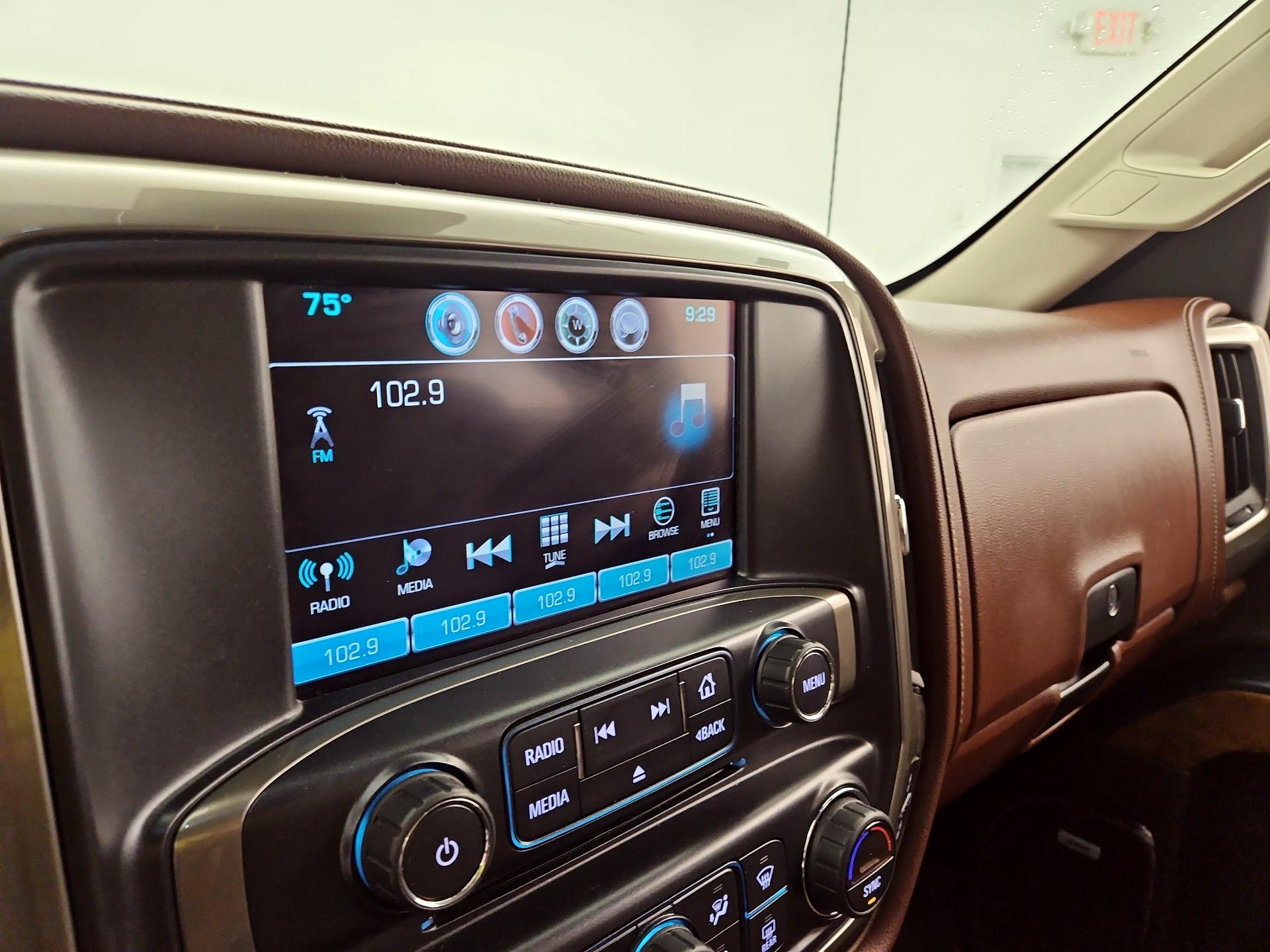 Thumbnail: 2017 Chevrolet Silverado 1500 - 15