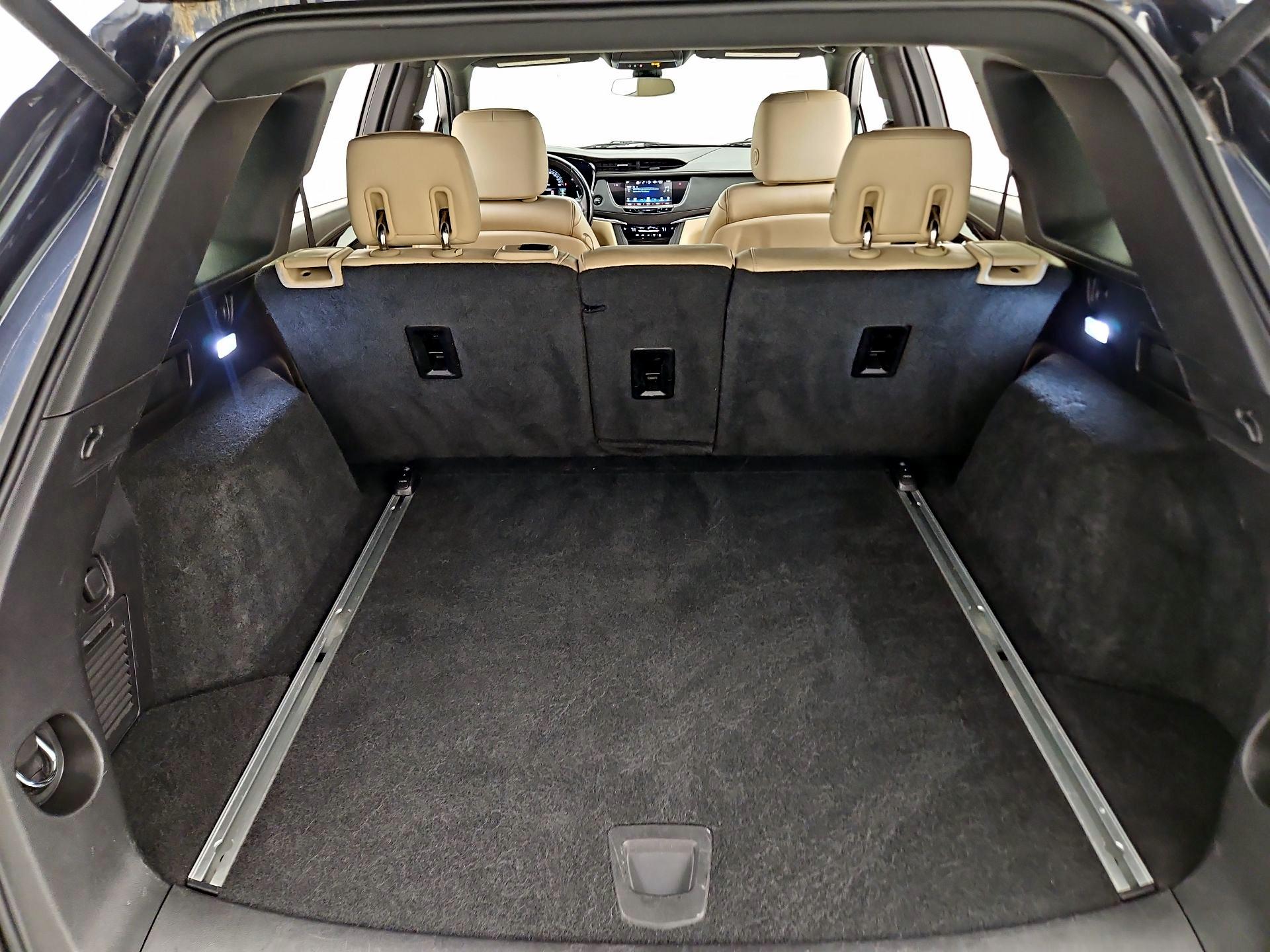 Thumbnail: 2018 Cadillac XT5 - 20