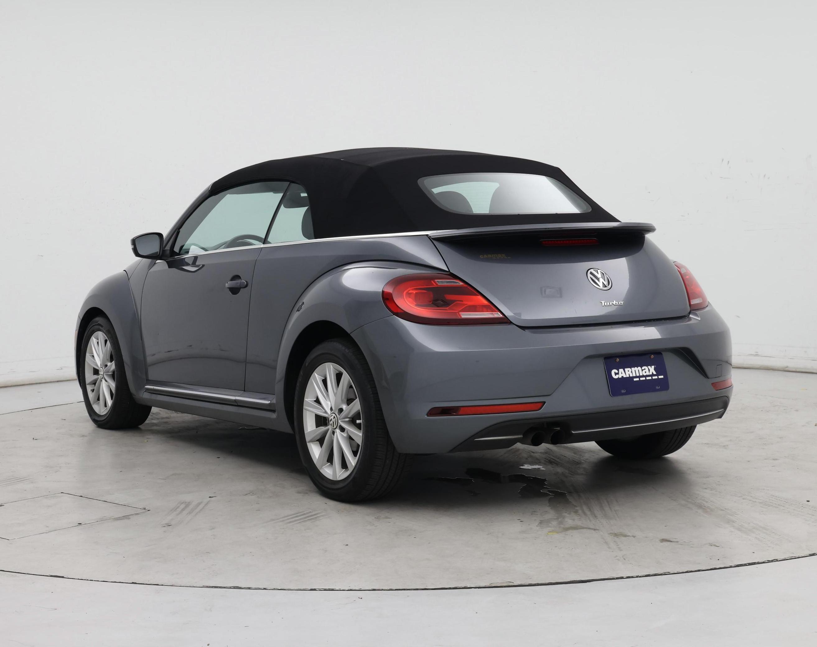Thumbnail: 2018 Volkswagen Beetle - 2
