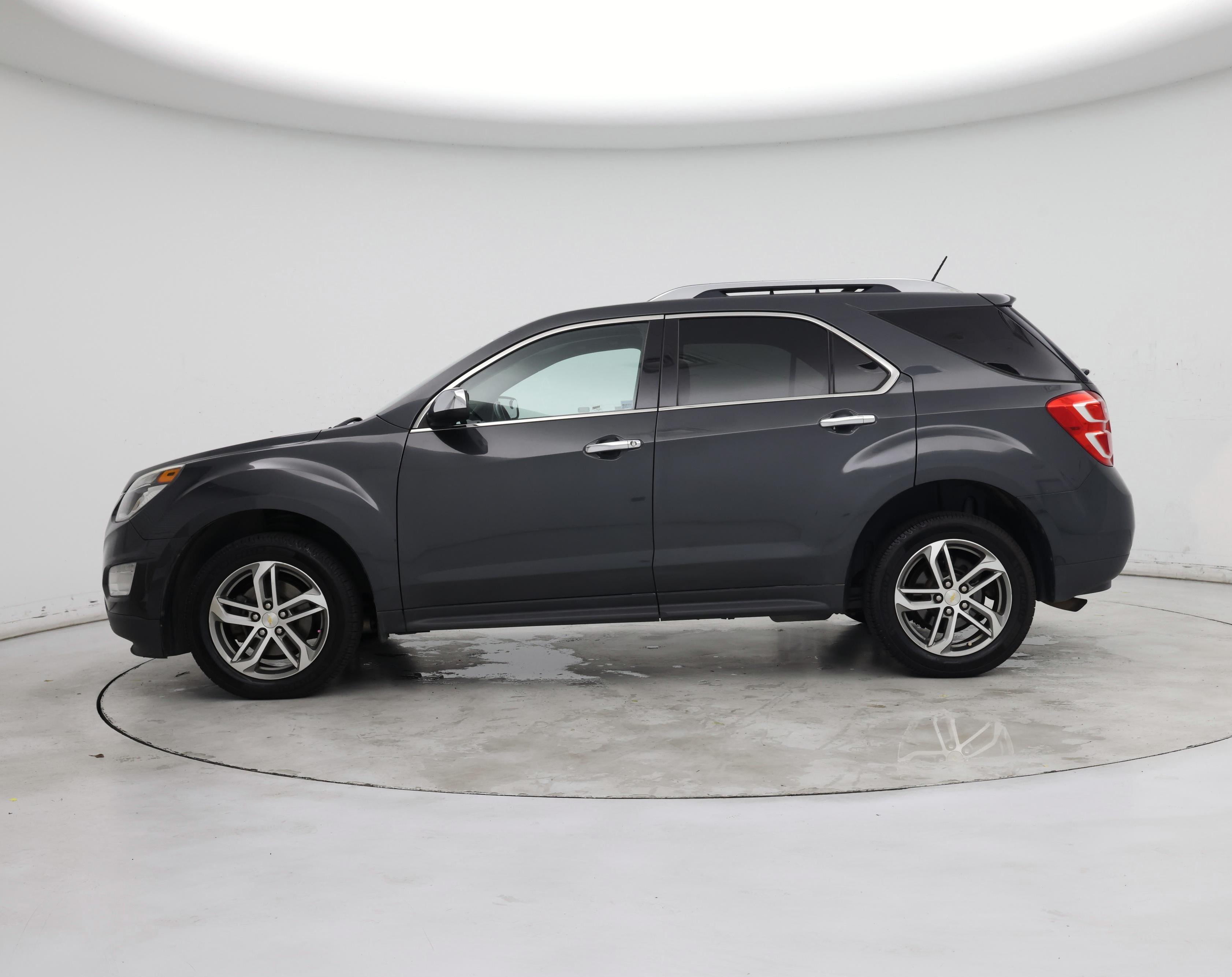 Thumbnail: 2017 Chevrolet Equinox - 3