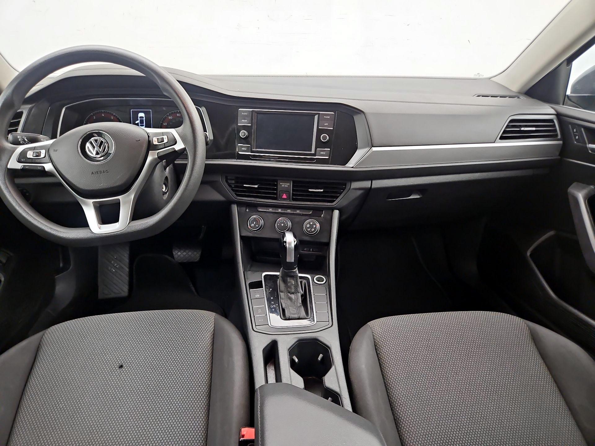 Thumbnail: 2021 Volkswagen Jetta - 9