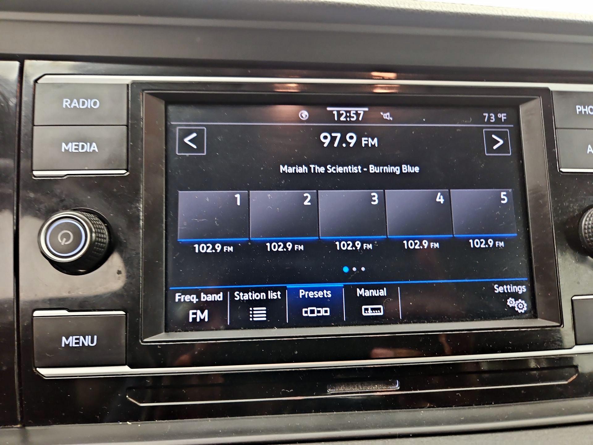 Thumbnail: 2021 Volkswagen Jetta - 15