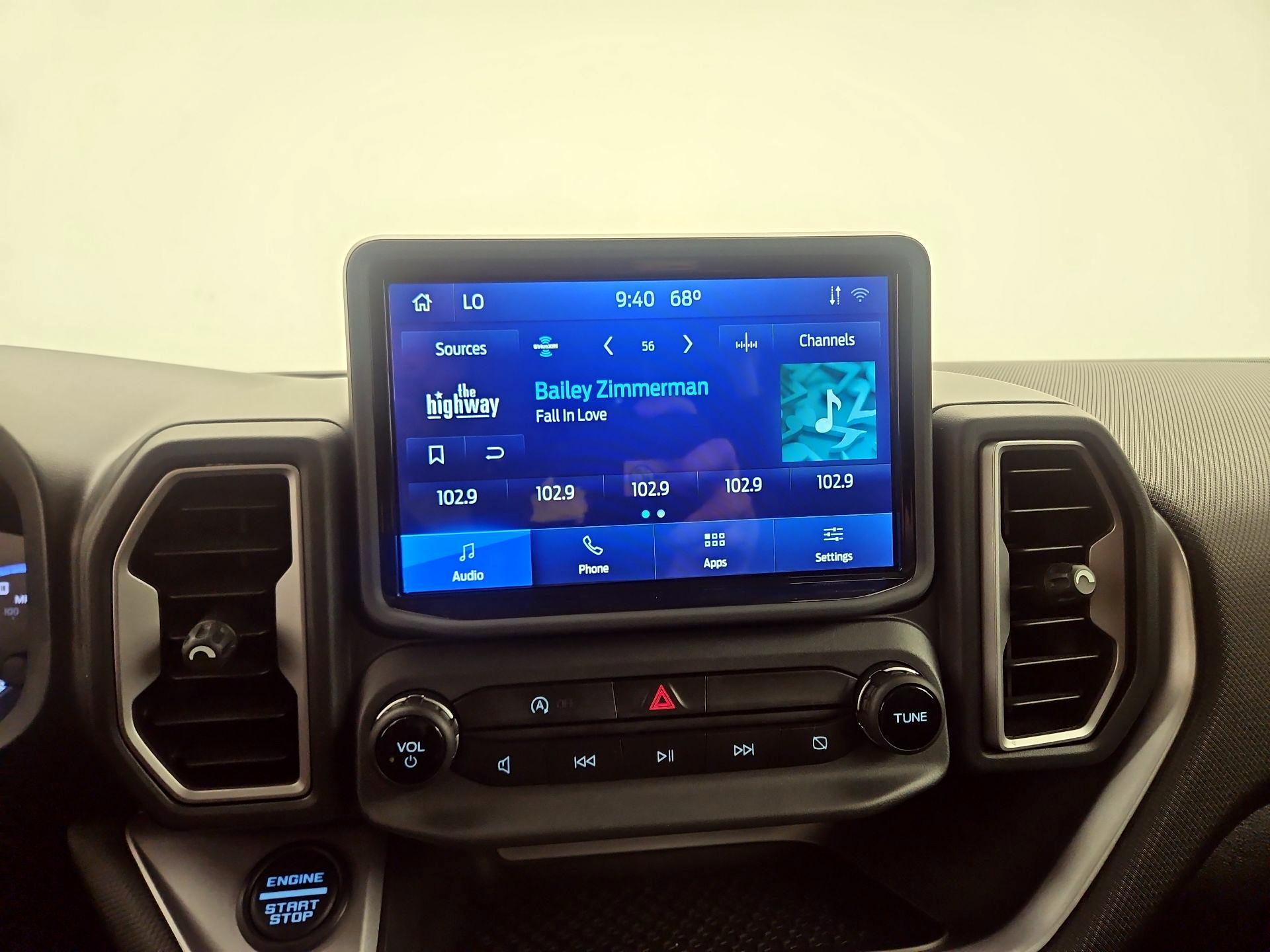 Thumbnail: 2022 Ford Bronco Sport - 15